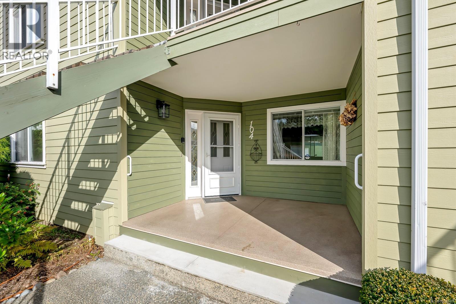 104 2970 Cliffe Ave Property Photo 51