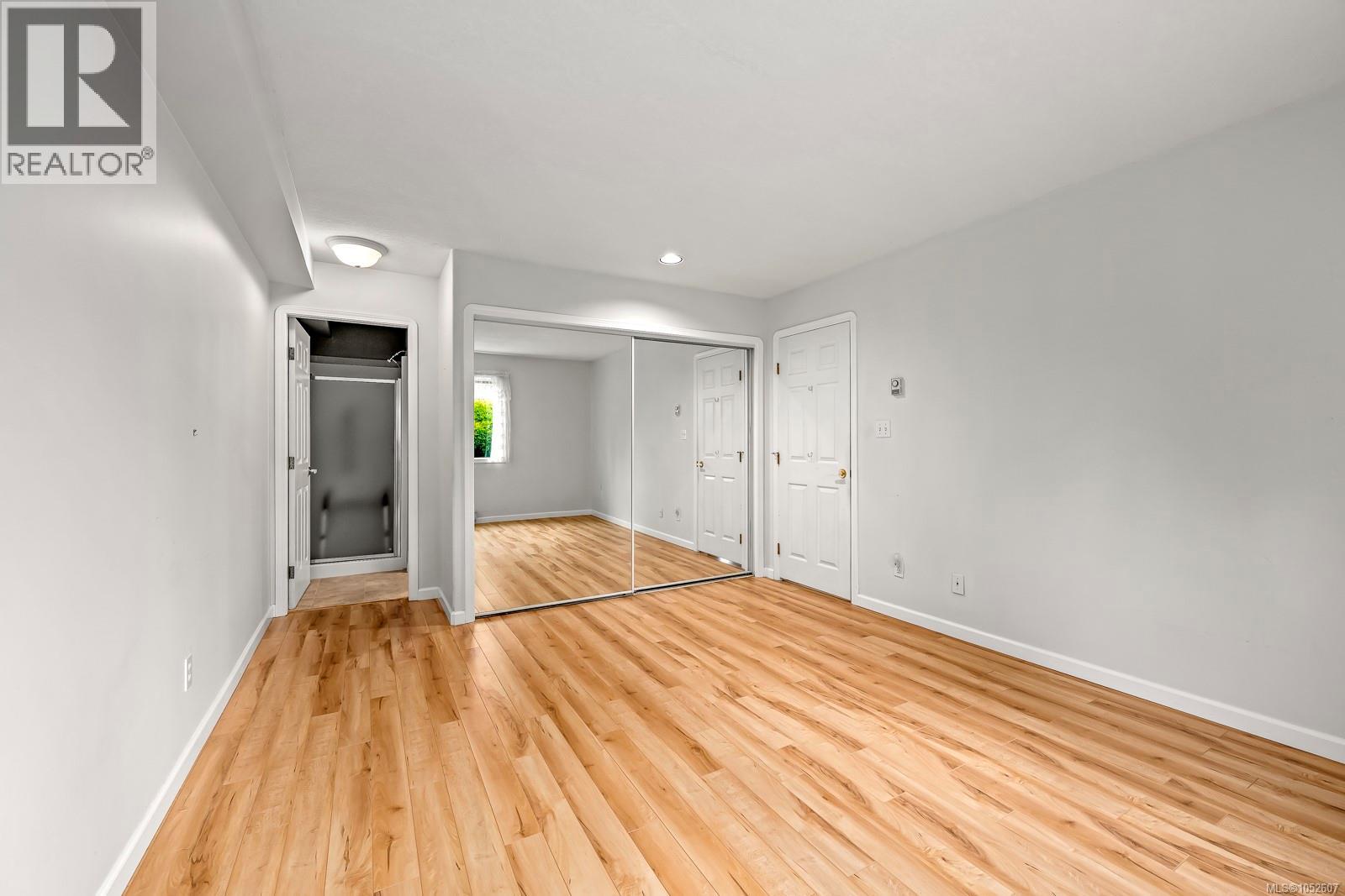 104 2970 Cliffe Ave Property Photo 67