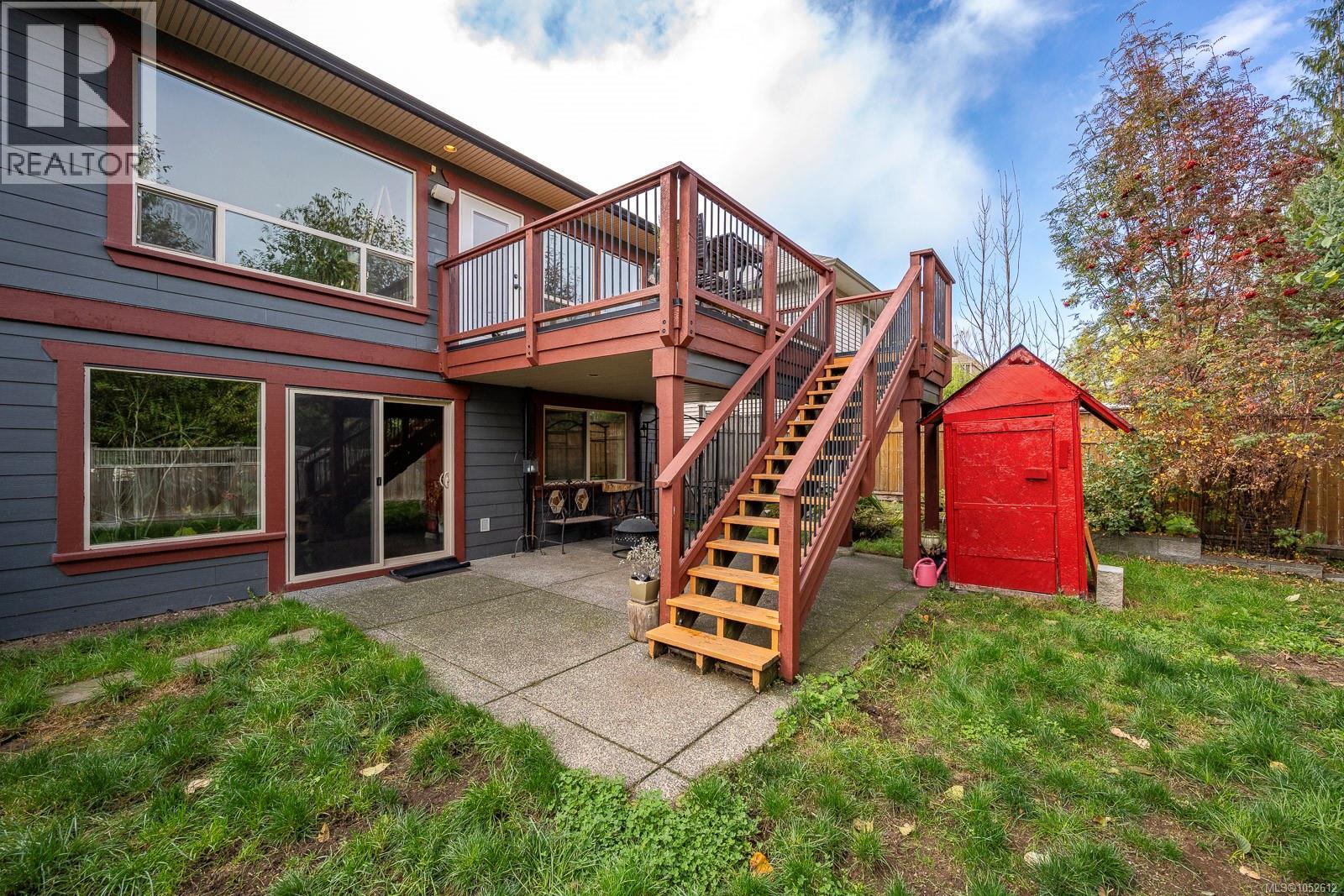 2644 Kendal Ave Property Photo 11