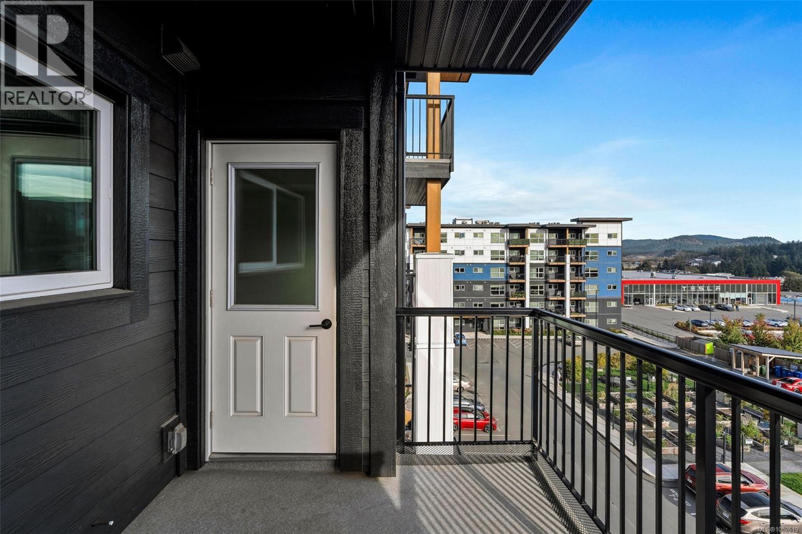 504 2465 Gateway Rd Property Photo 24