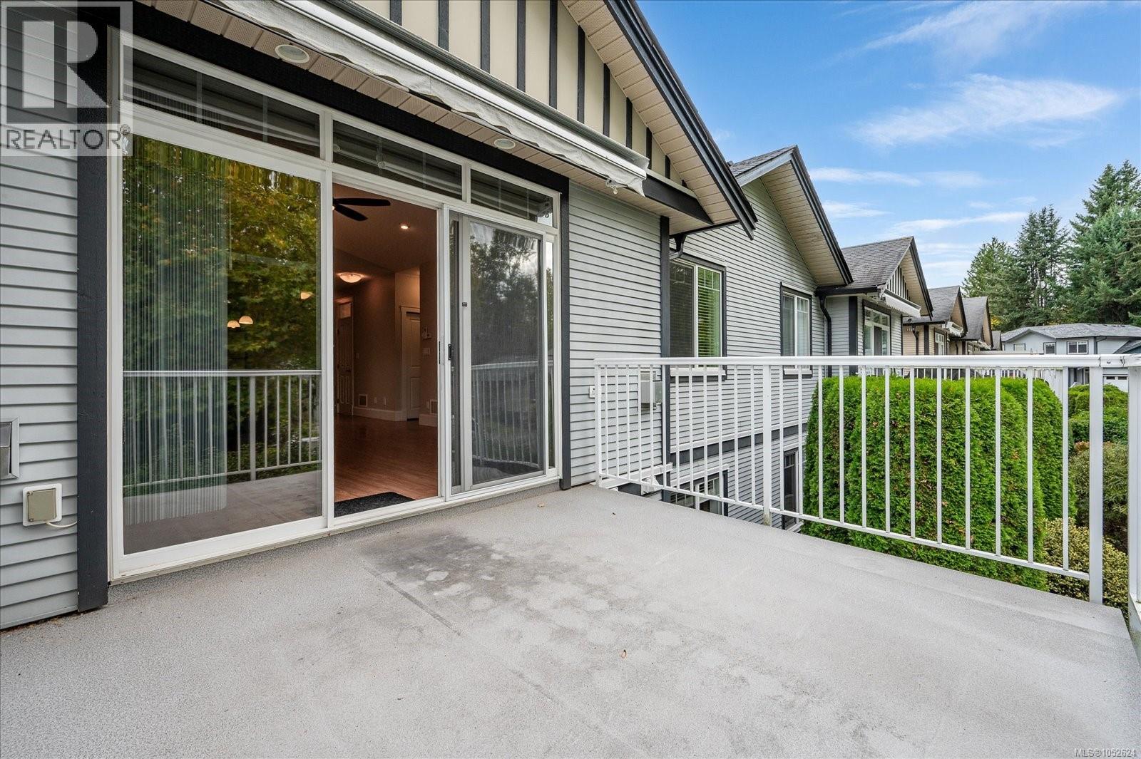 31 3110 Cook St Property Photo 12