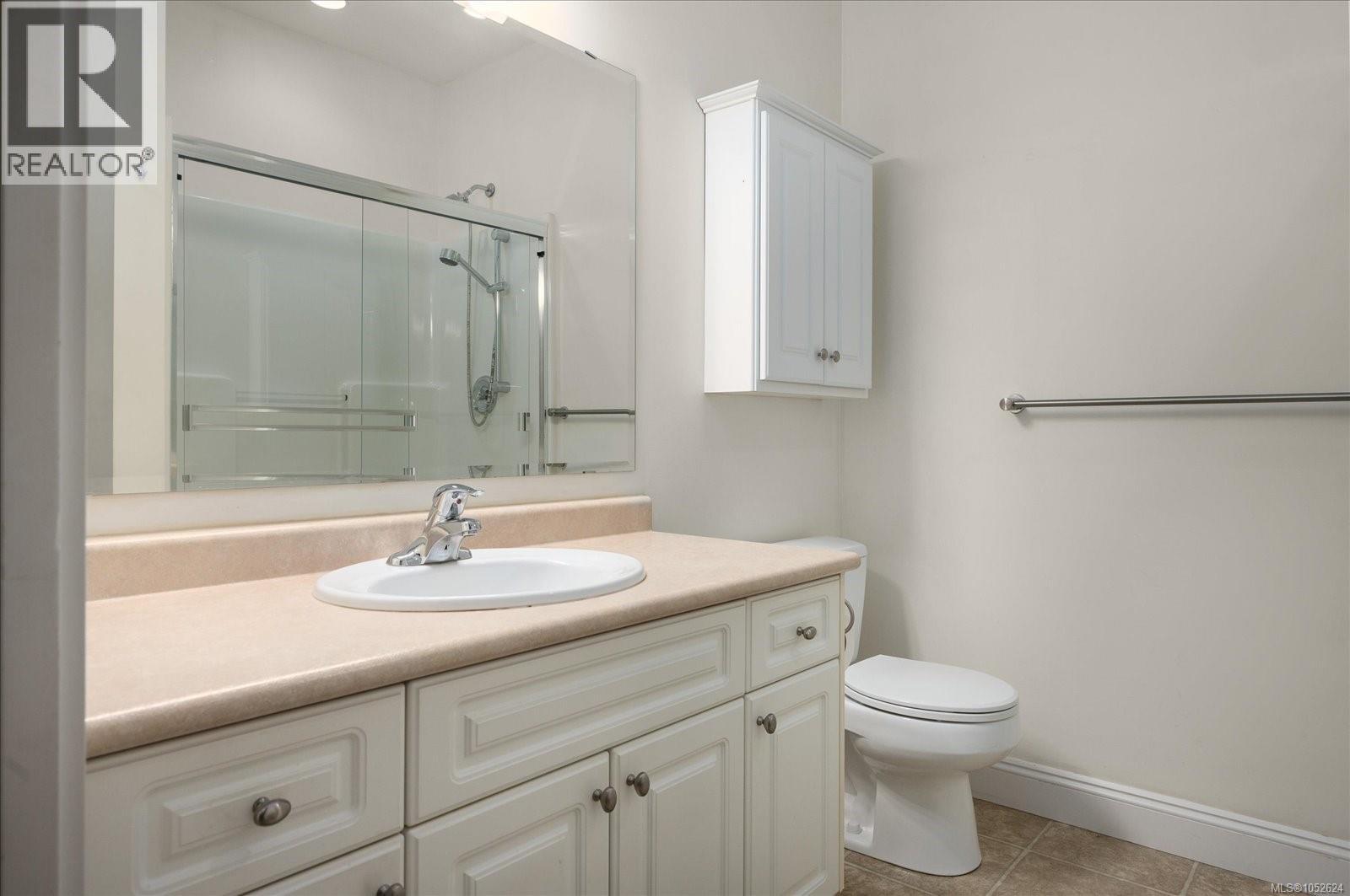 31 3110 Cook St Property Photo 21