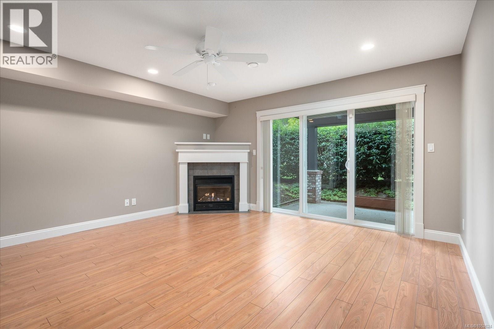 31 3110 Cook St Property Photo 29
