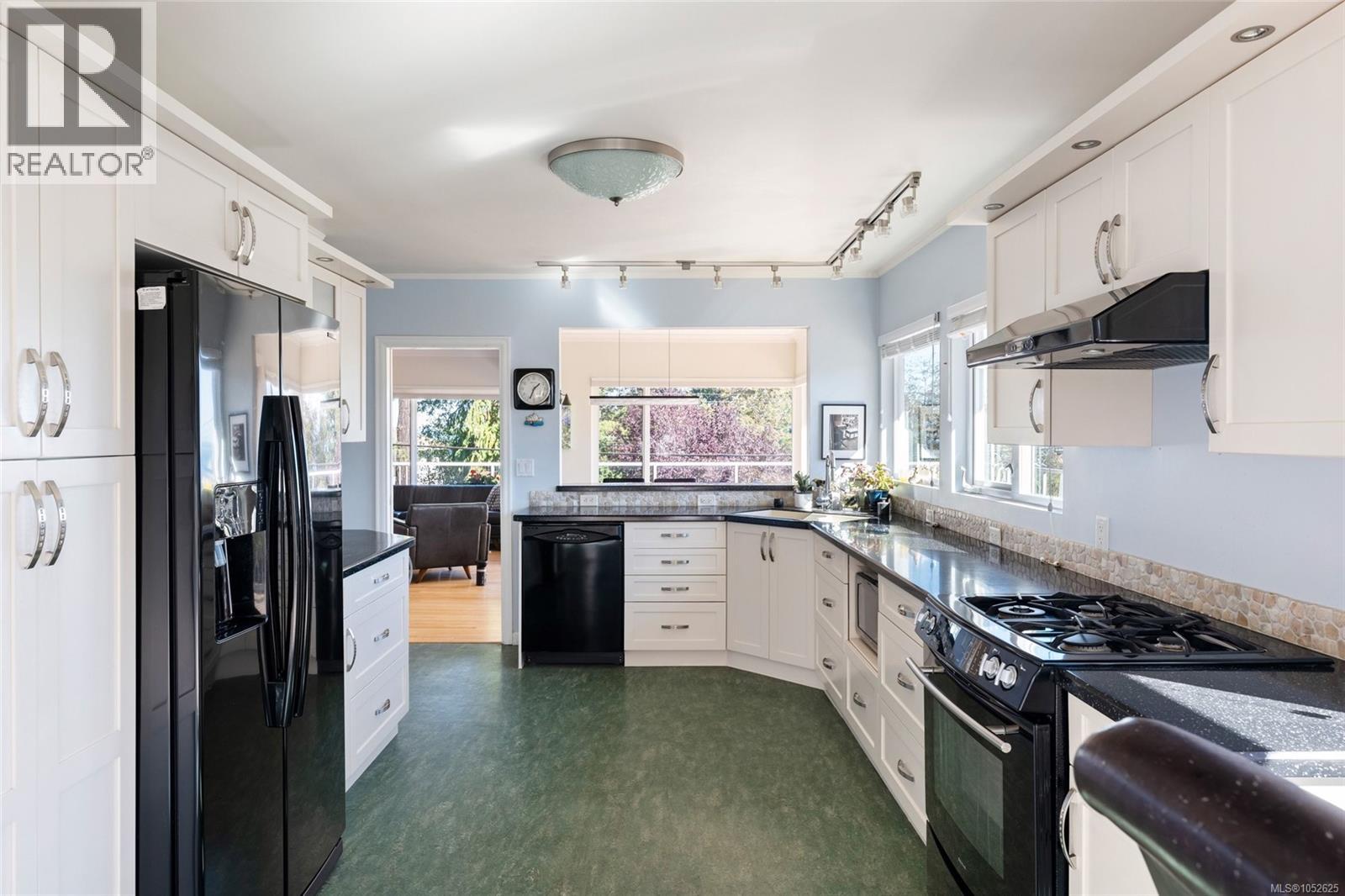 2015 Pauls Terr Property Photo 21