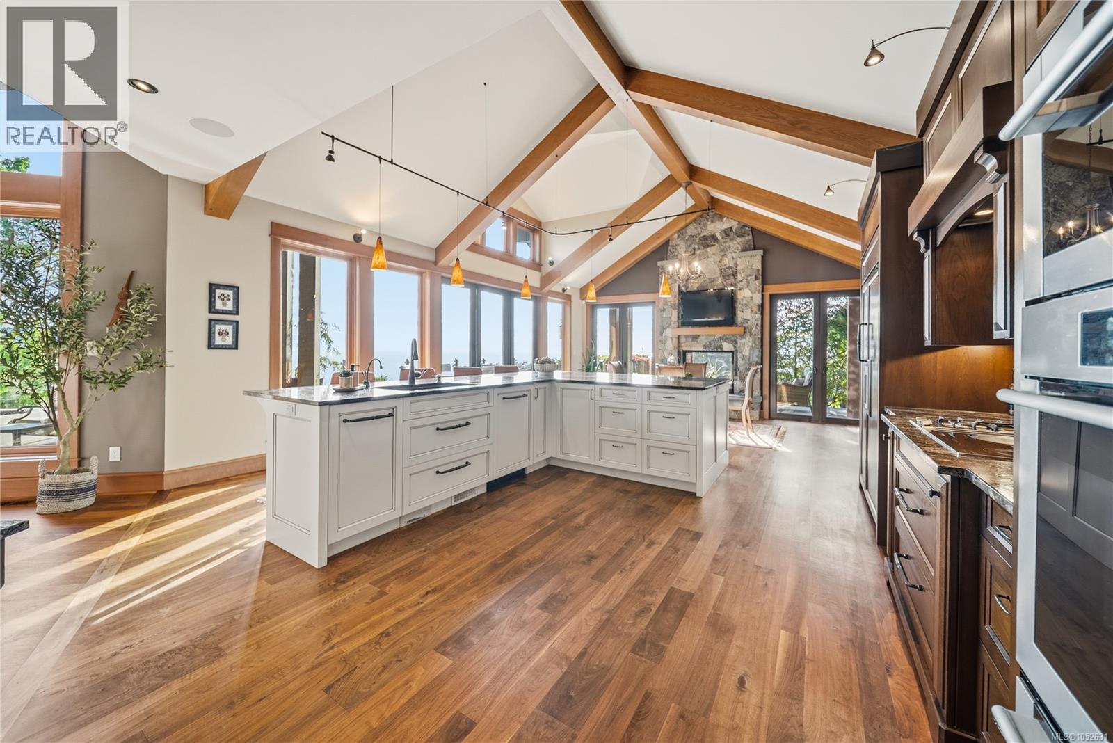 5025 Hinrich View Property Photo 39