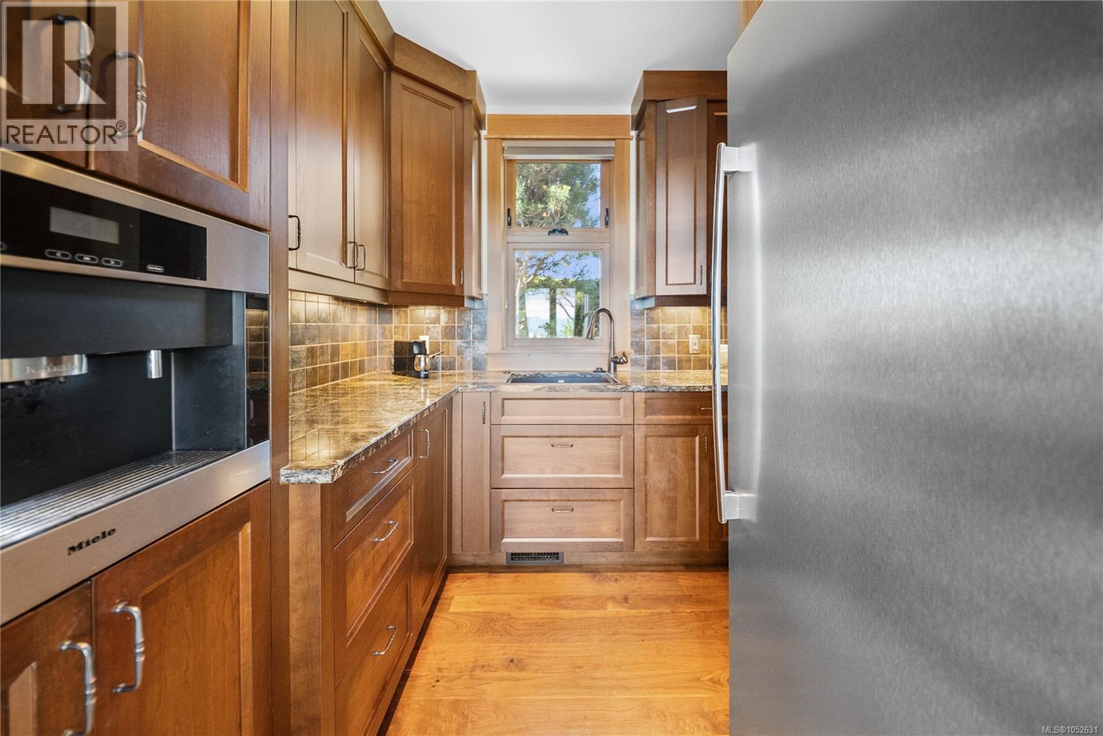 5025 Hinrich View Property Photo 49