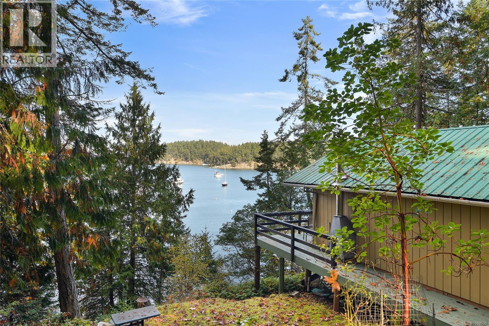 706 Horton Bay Rd Property Photo 6