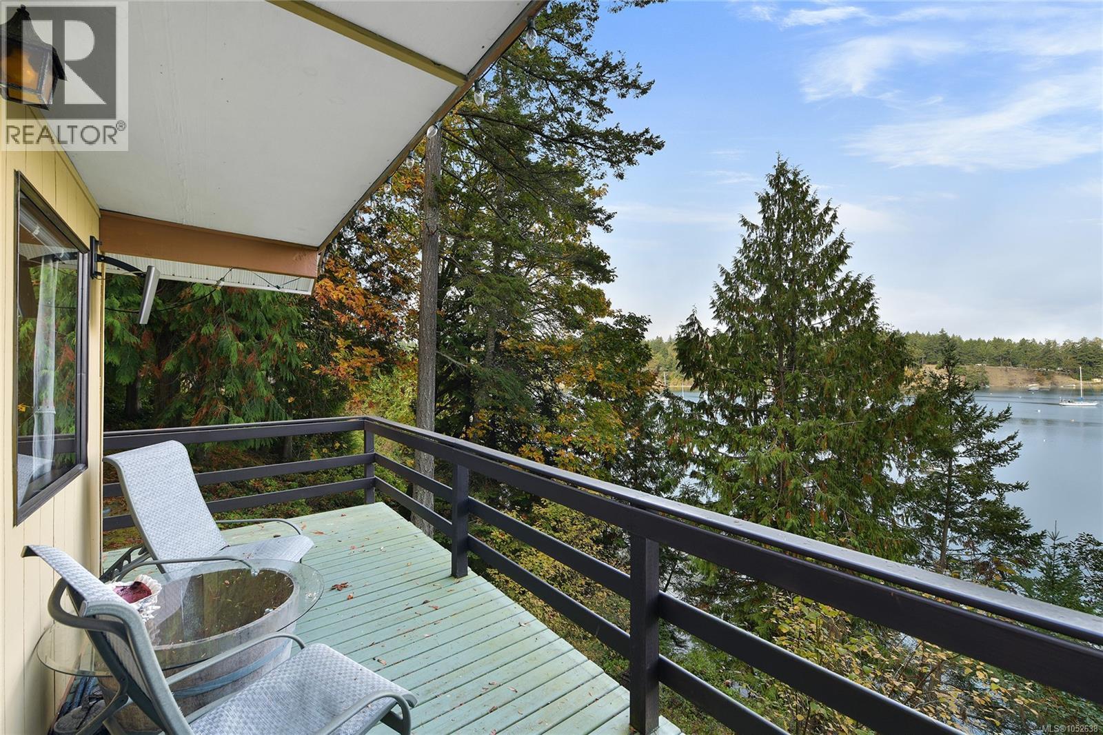 706 Horton Bay Rd Property Photo 8