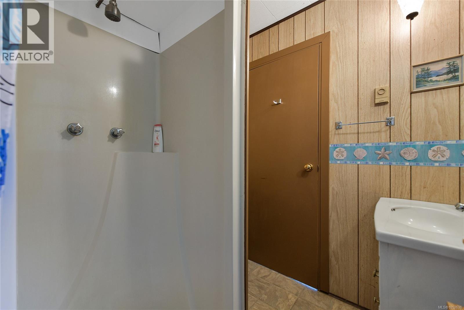 706 Horton Bay Rd Property Photo 20