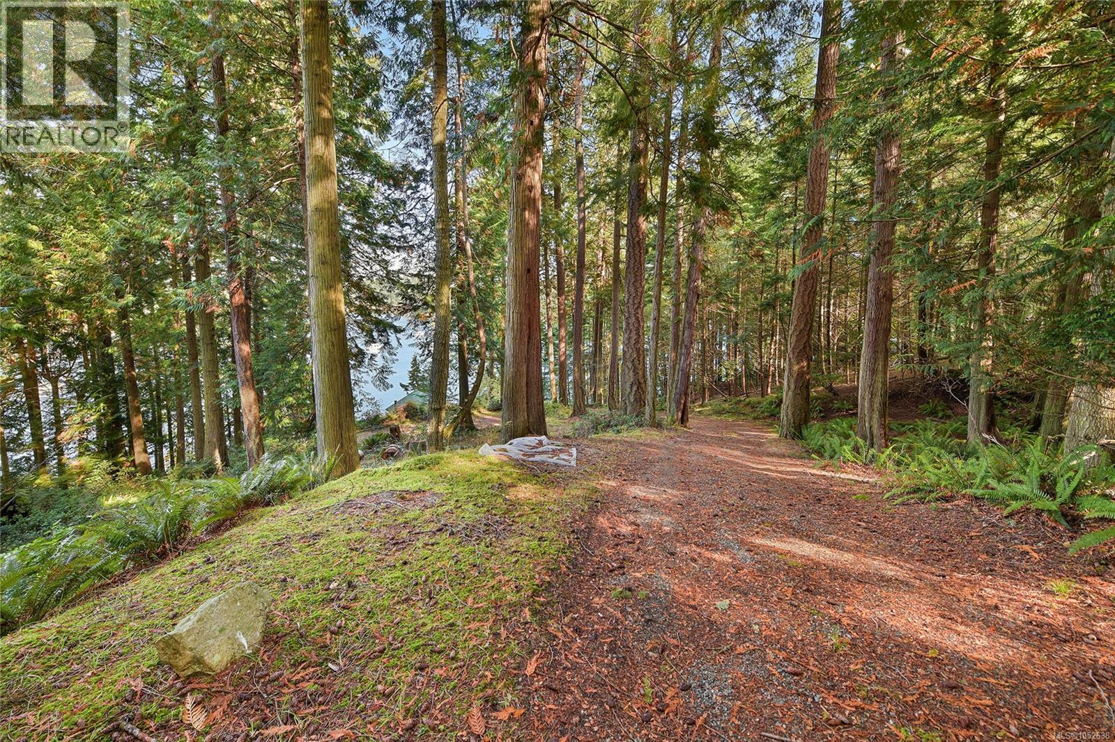 706 Horton Bay Rd Property Photo 24