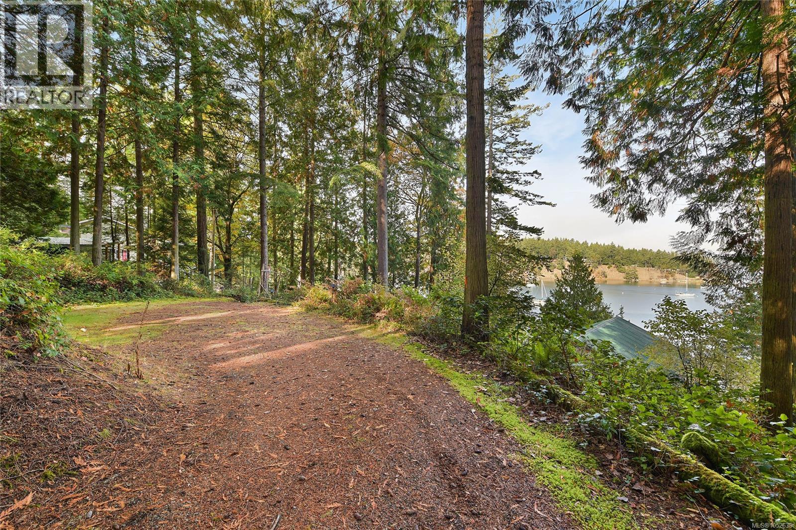 706 Horton Bay Rd Property Photo 29