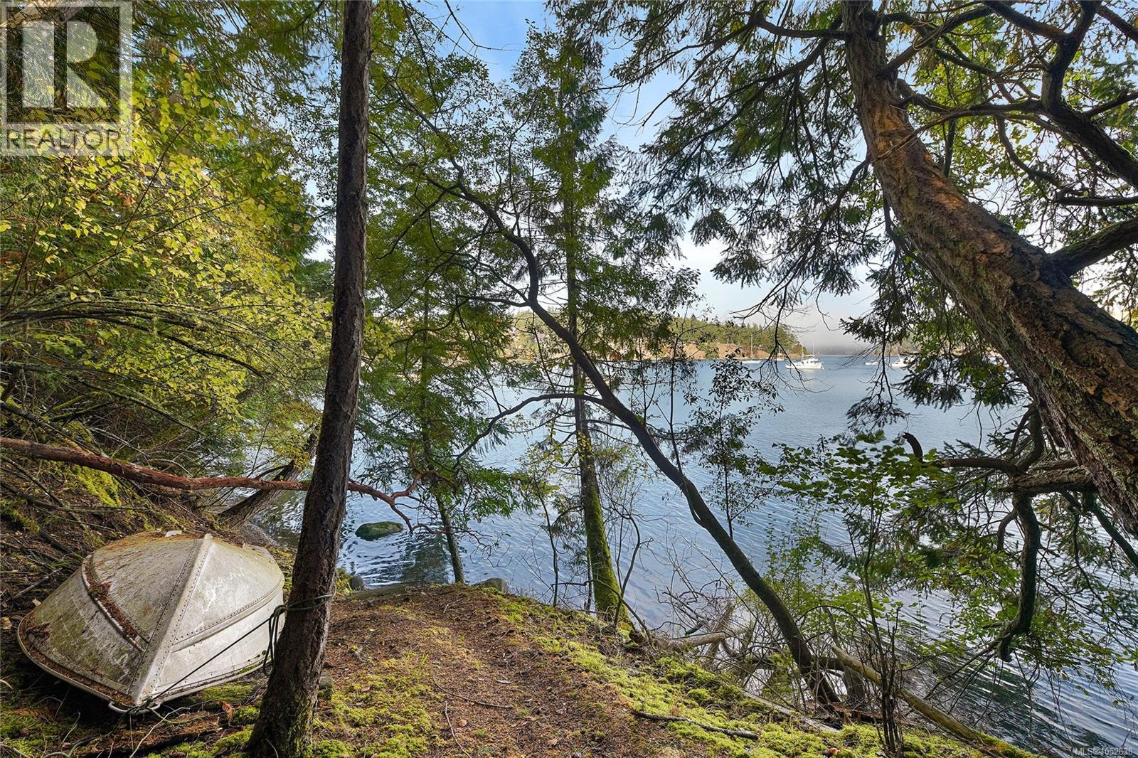 706 Horton Bay Rd Property Photo 37