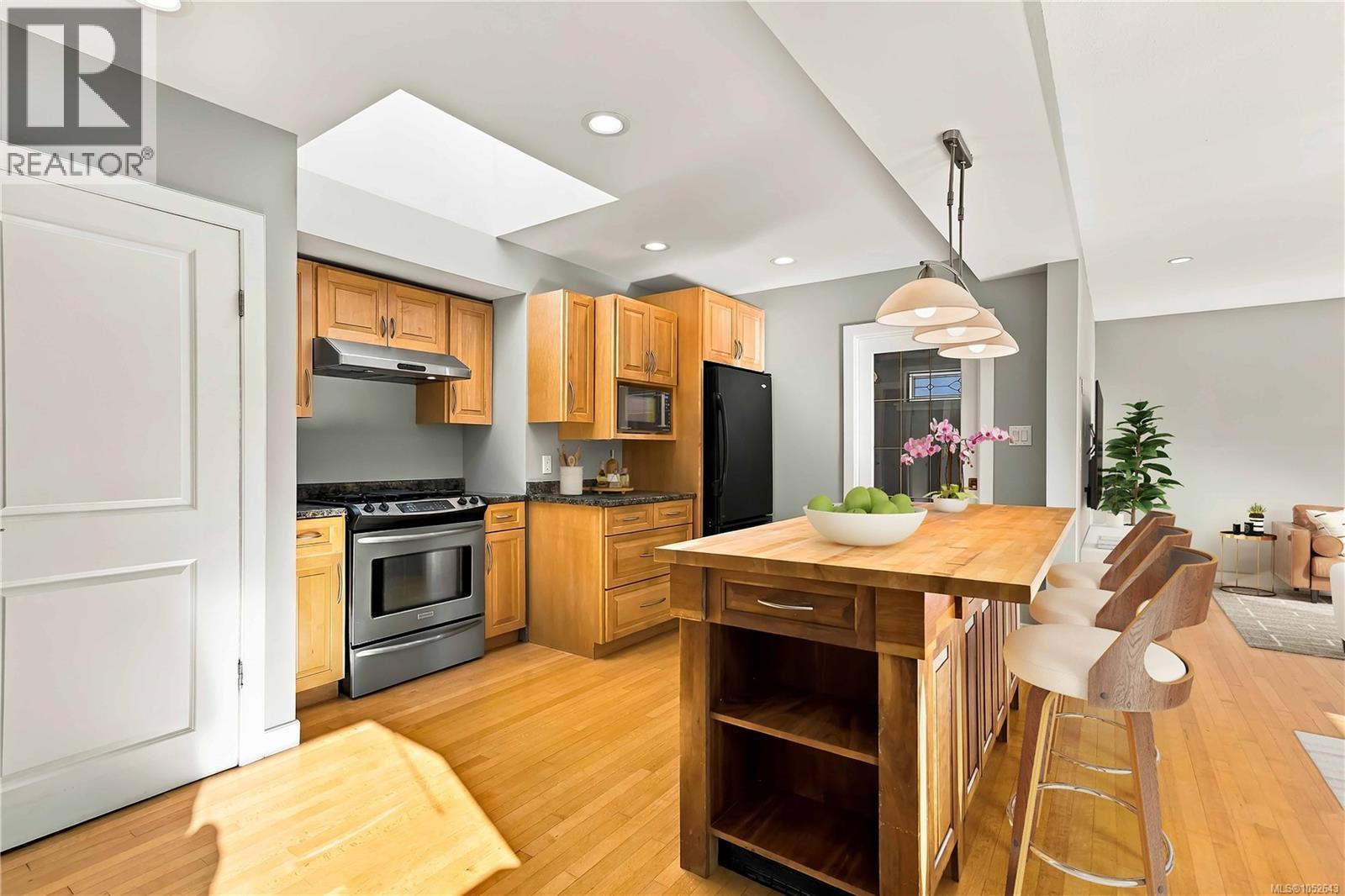 1161 Hadfield Ave Property Photo 12
