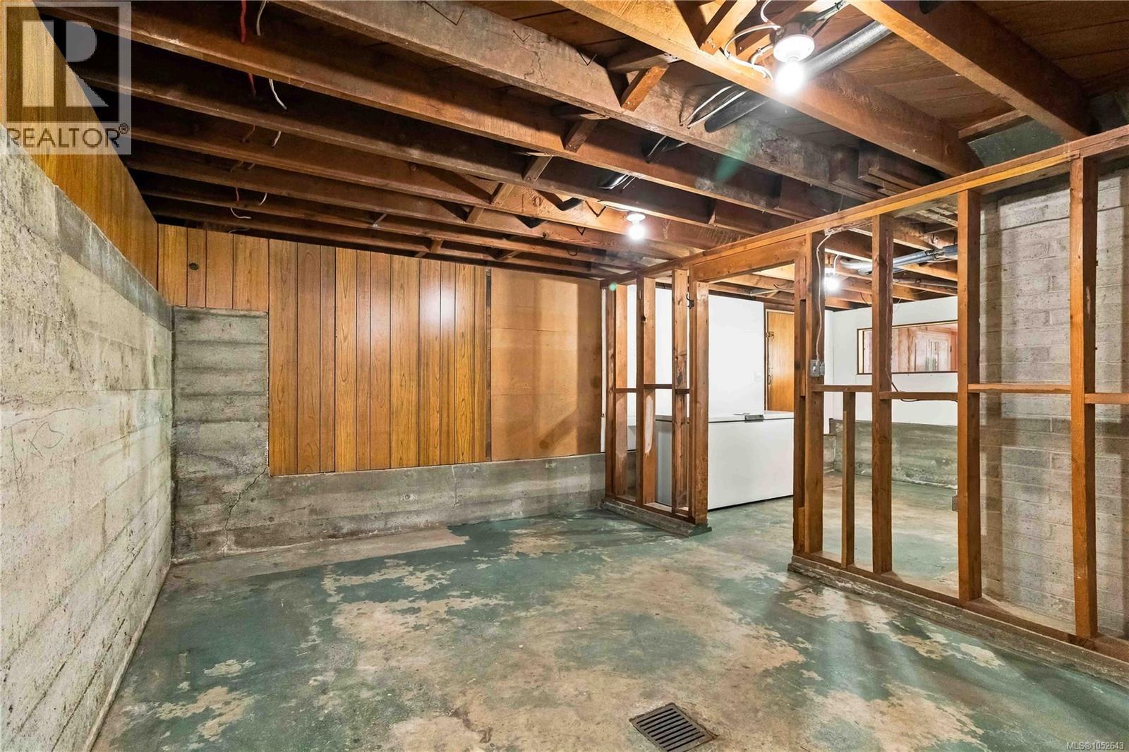 1161 Hadfield Ave Property Photo 49