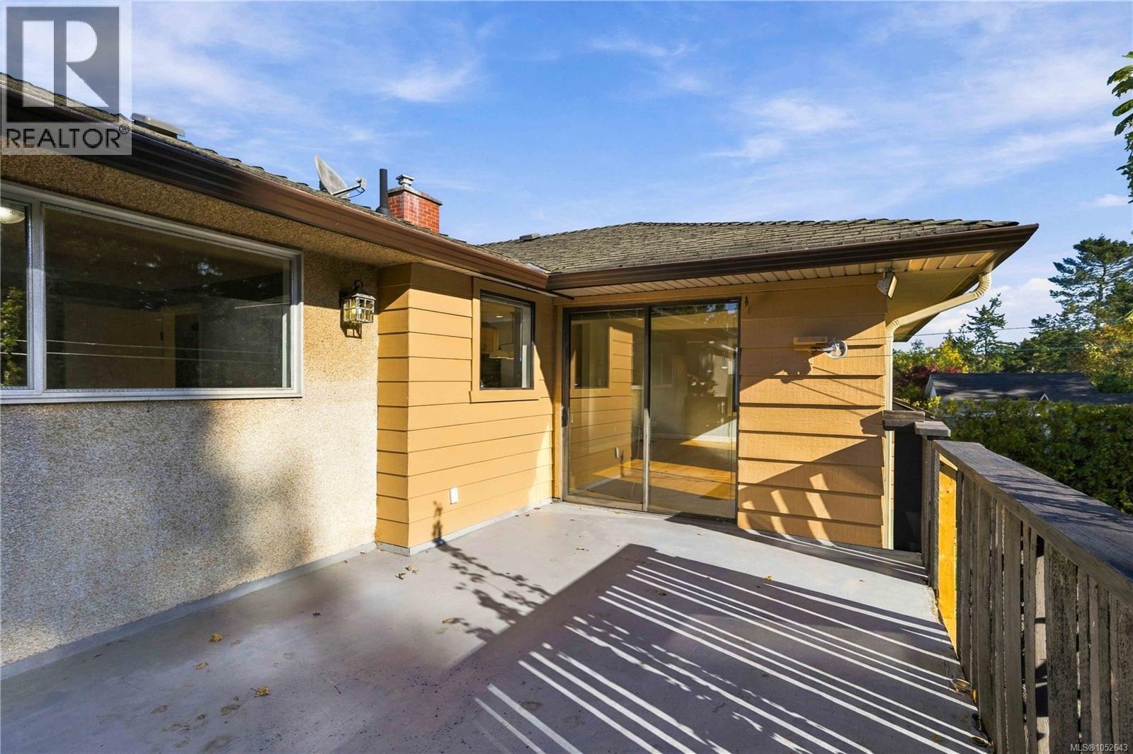 1161 Hadfield Ave Property Photo 59