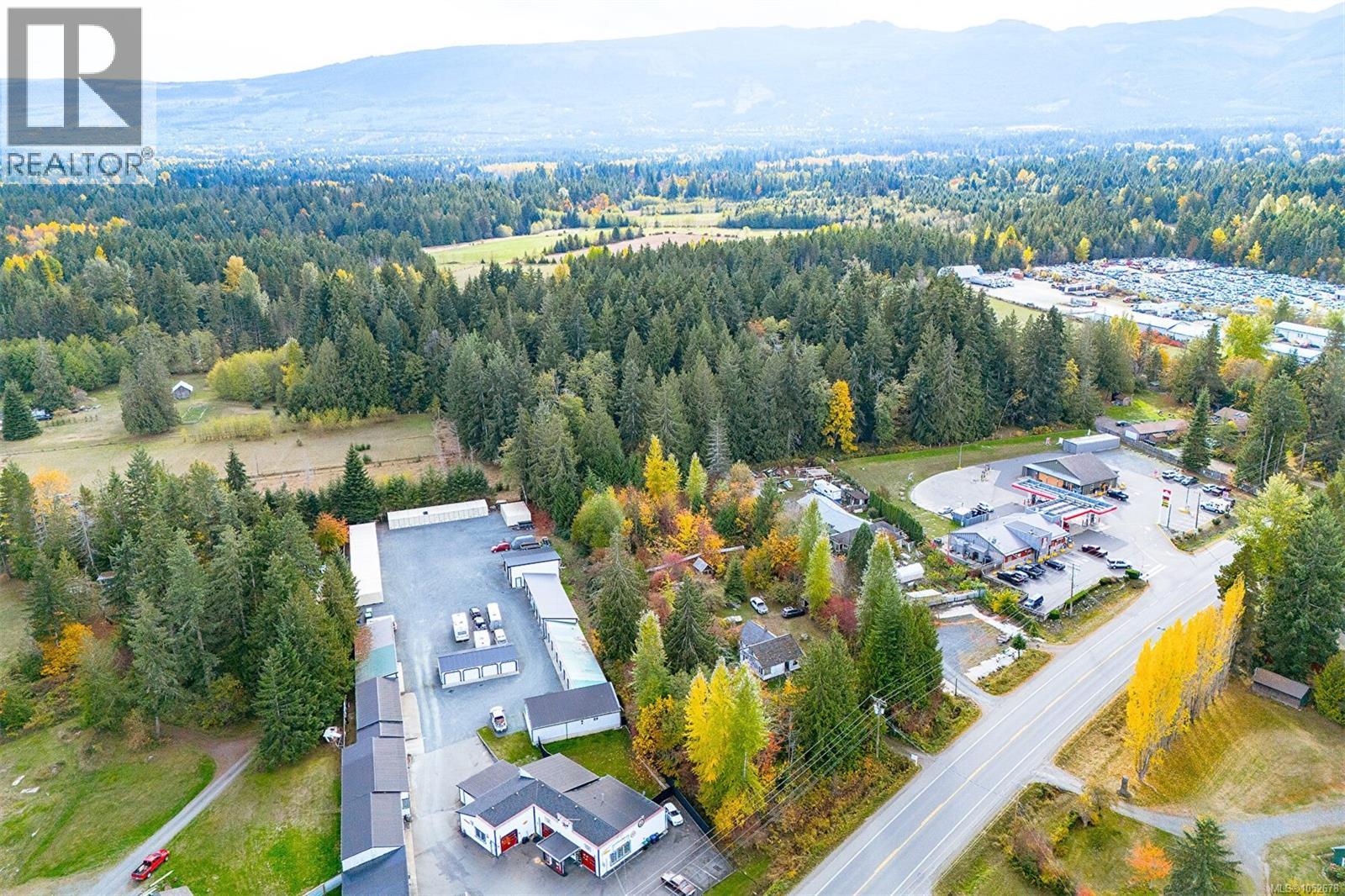 2470 Alberni Hwy E Property Photo 1