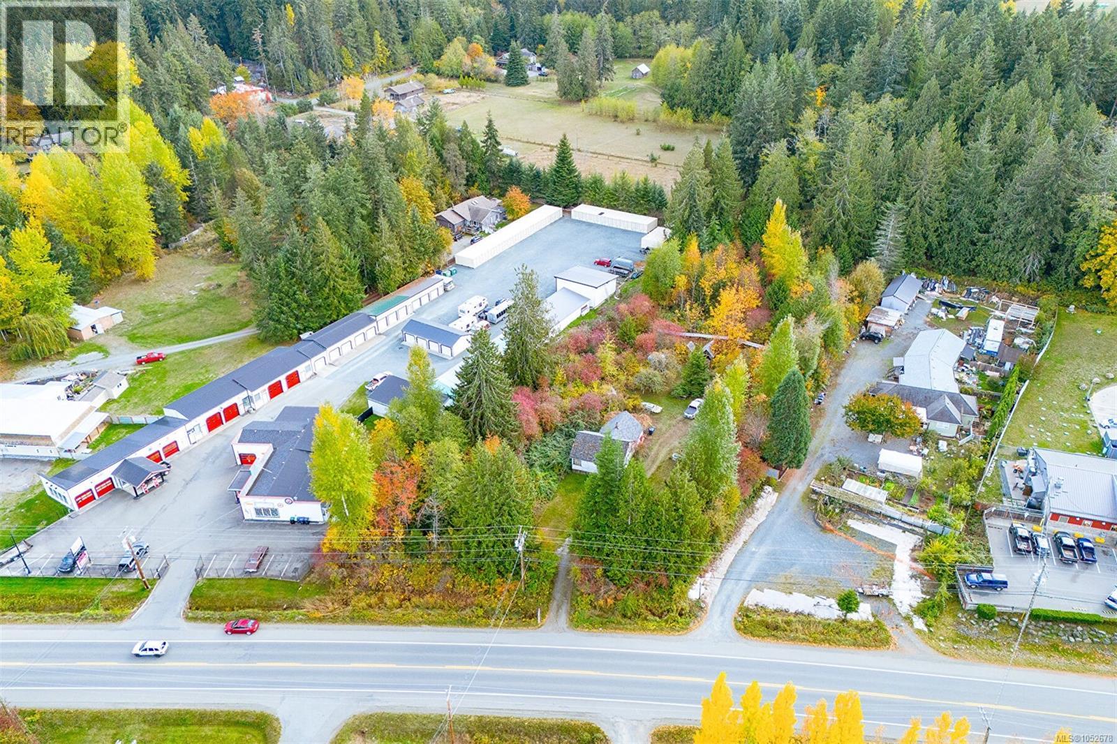 2470 Alberni Hwy E Property Photo 3
