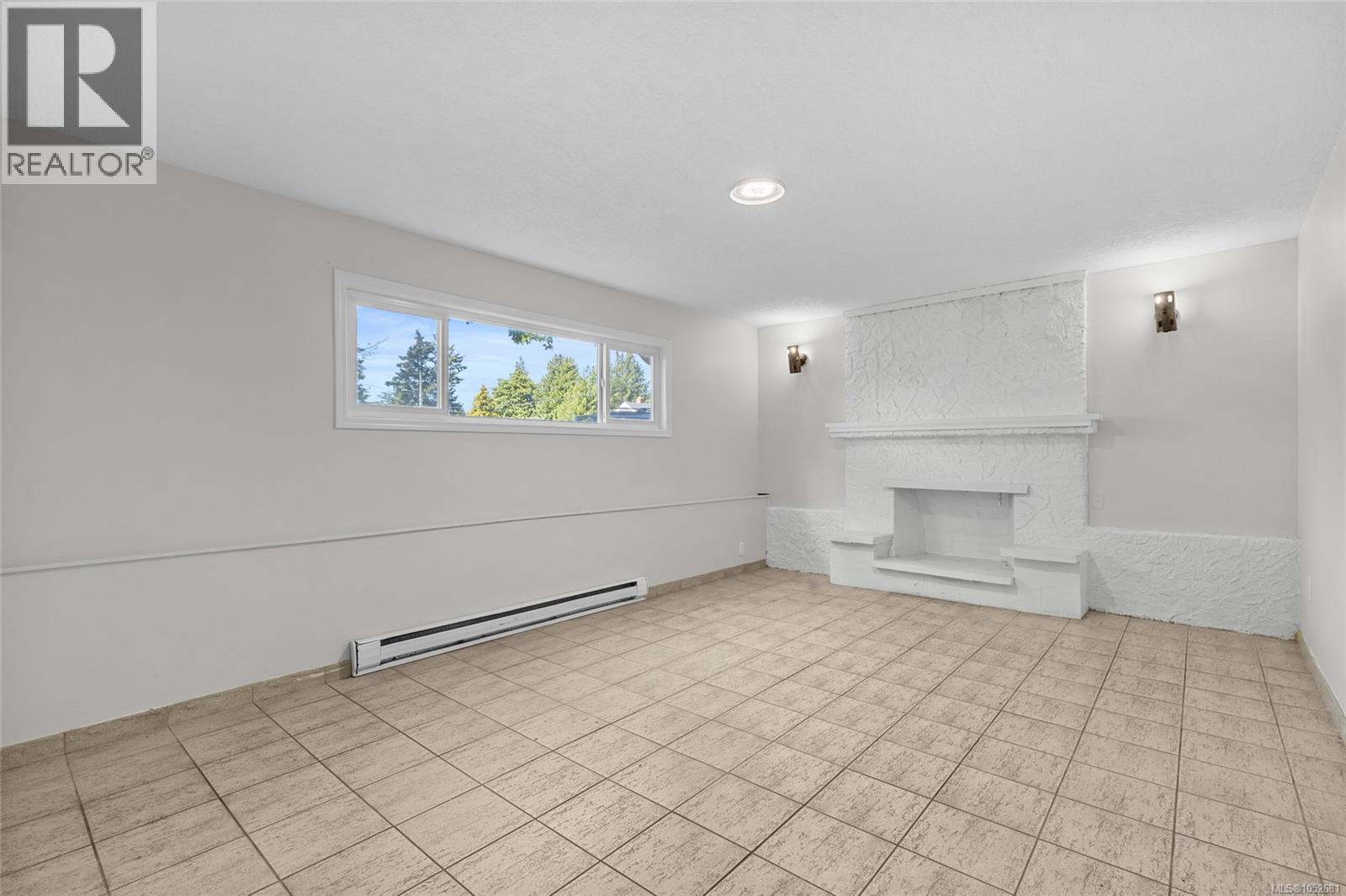 1575 Burton Ave Property Photo 20