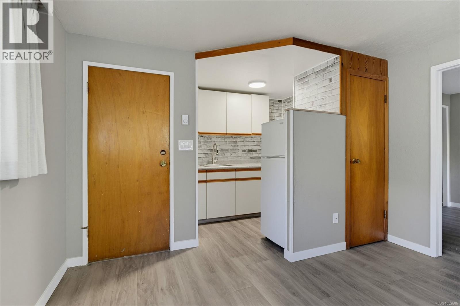 1790 Denman St Property Photo 21