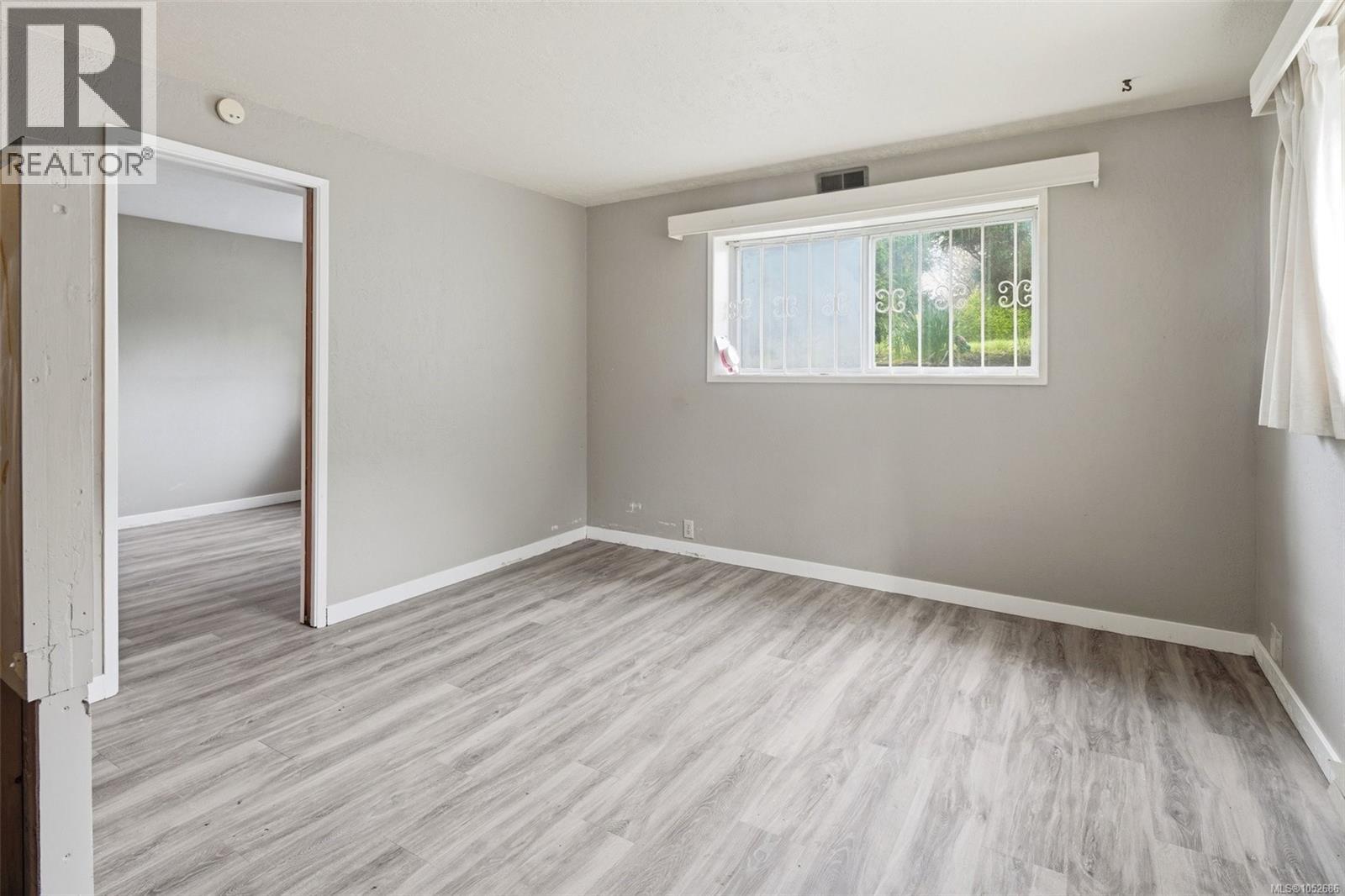 1790 Denman St Property Photo 23