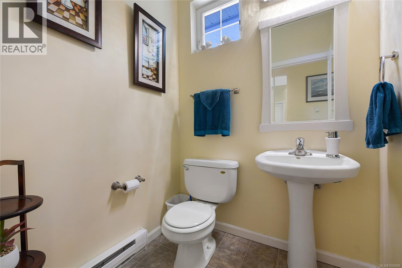 6466 Willowpark Way Property Photo 20