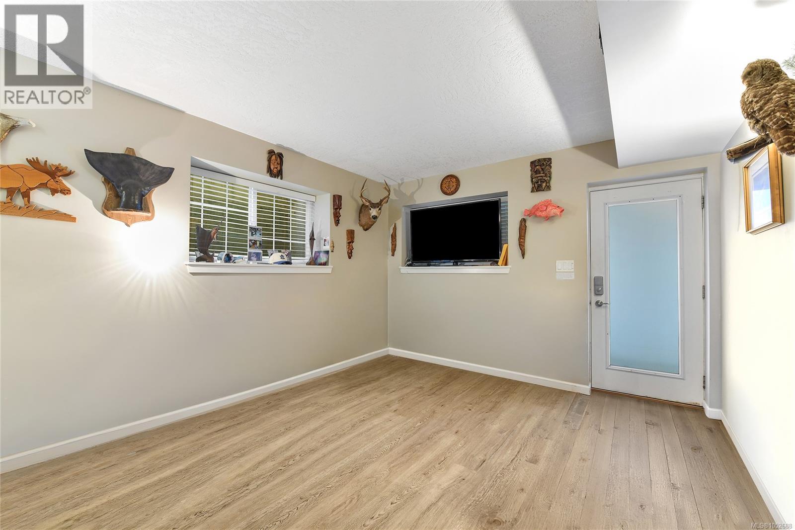 6466 Willowpark Way Property Photo 58