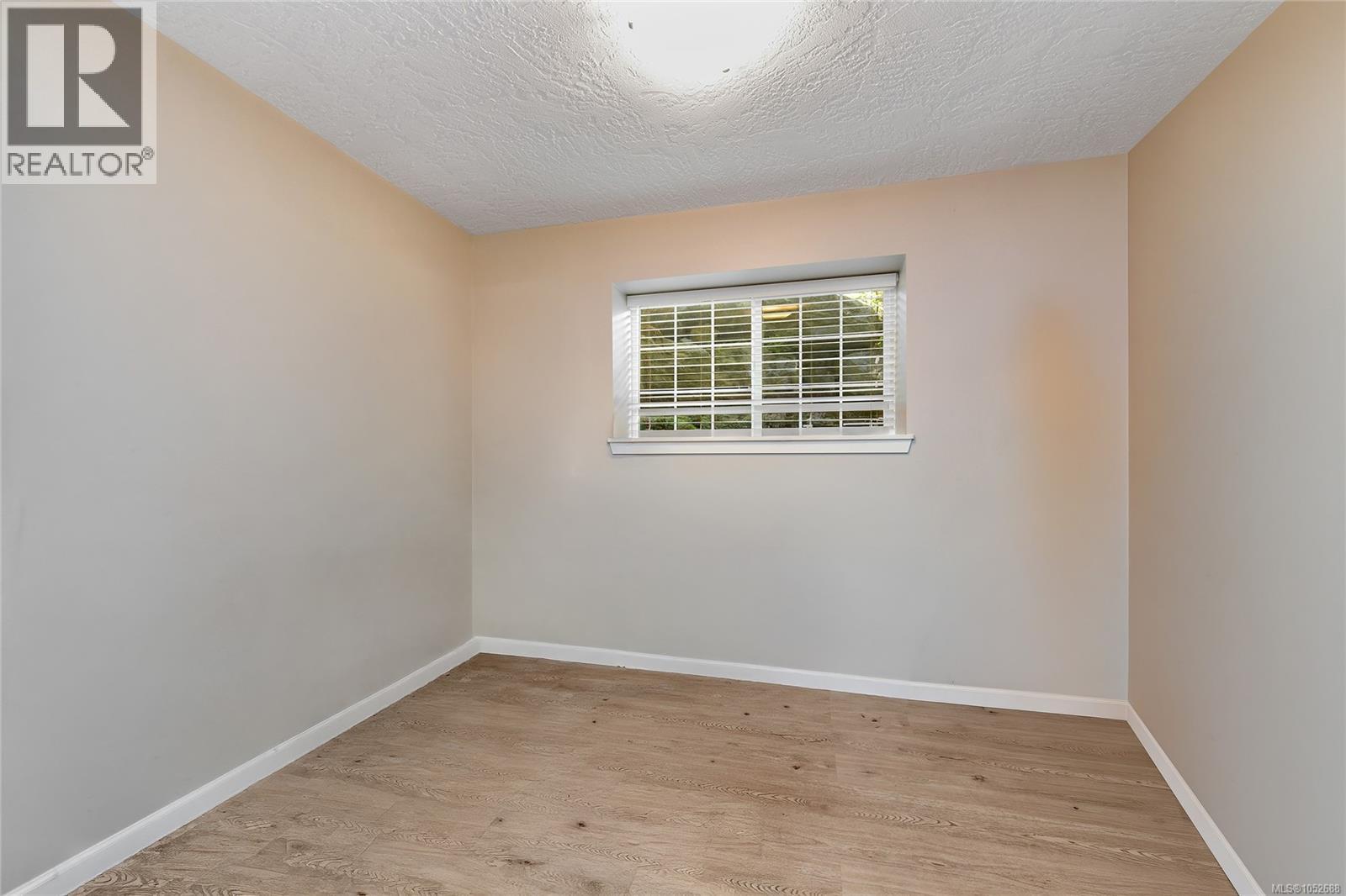 6466 Willowpark Way Property Photo 60