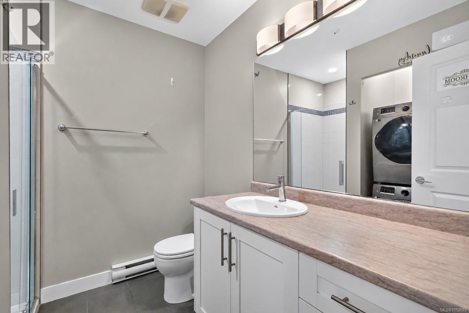 204 844 Goldstream Ave Property Photo 15