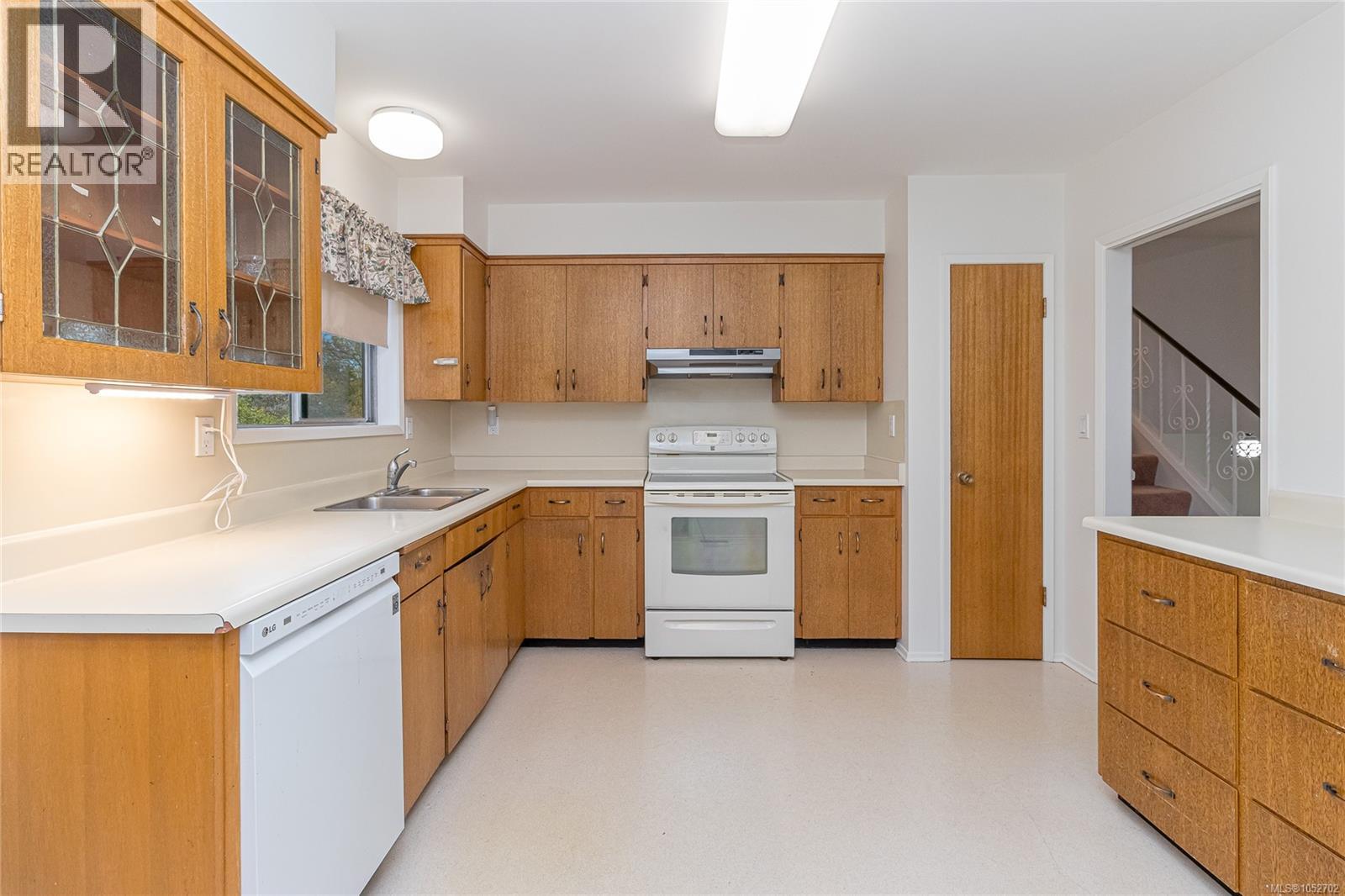 1823 Jade Pl Property Photo 16