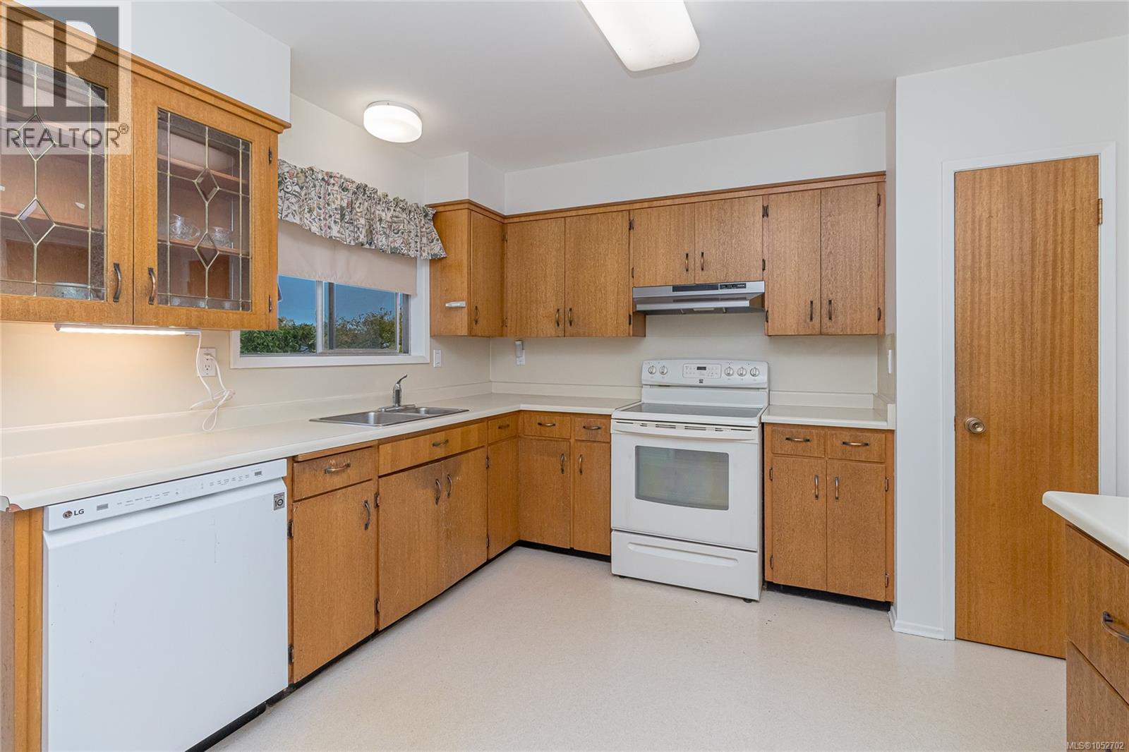 1823 Jade Pl Property Photo 17