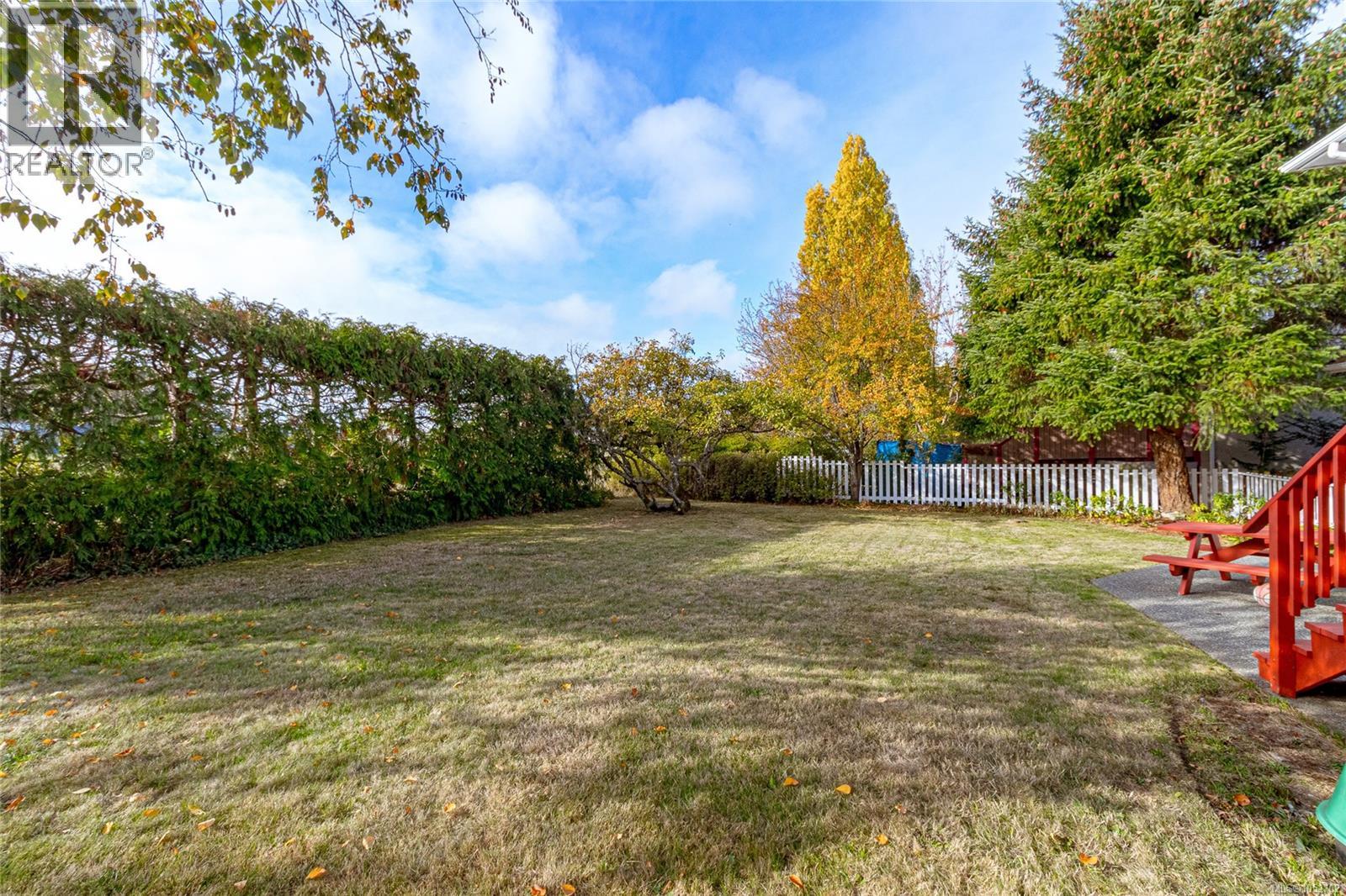 1823 Jade Pl Property Photo 44