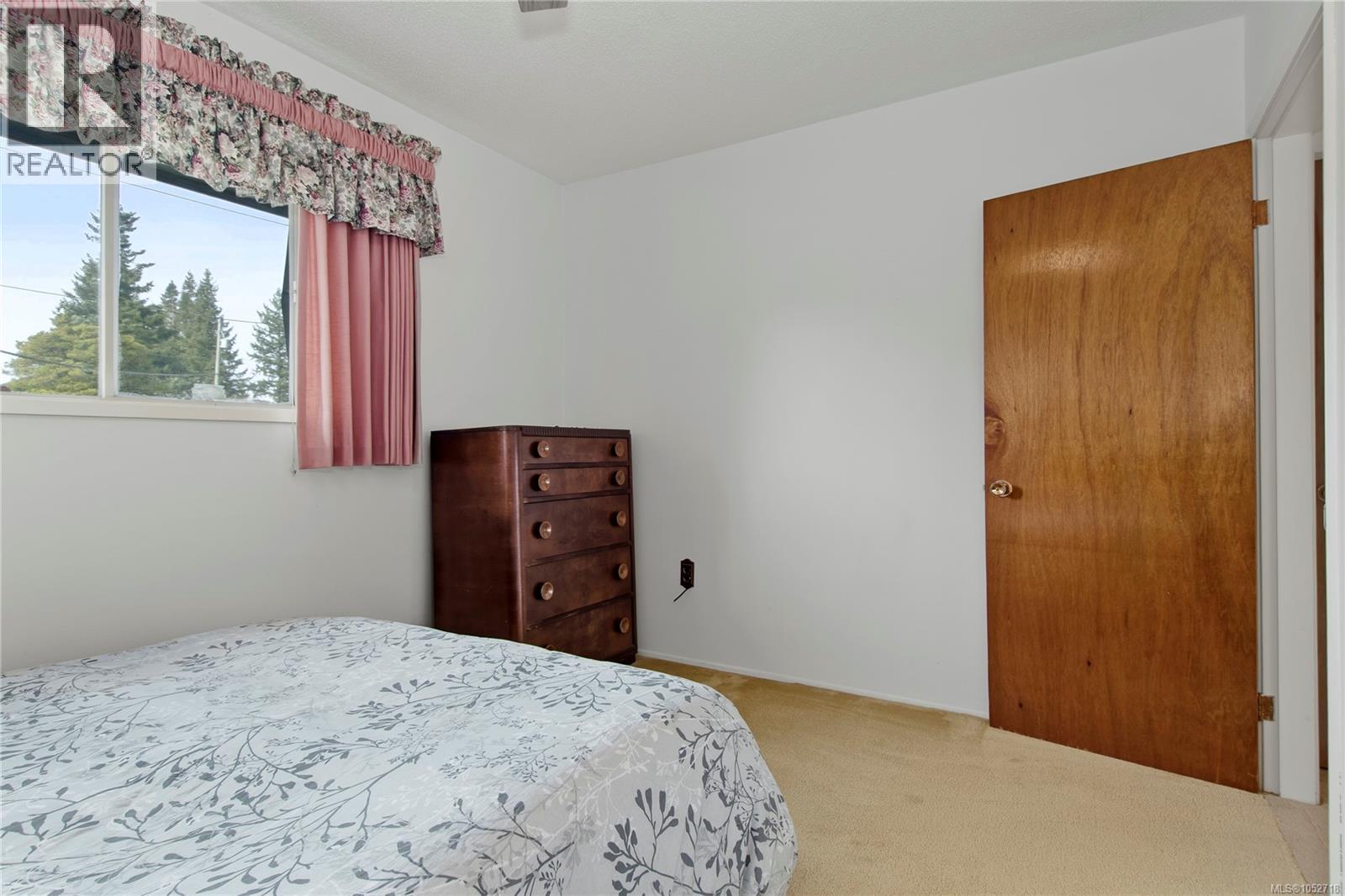 353 Aitken St Property Photo 28