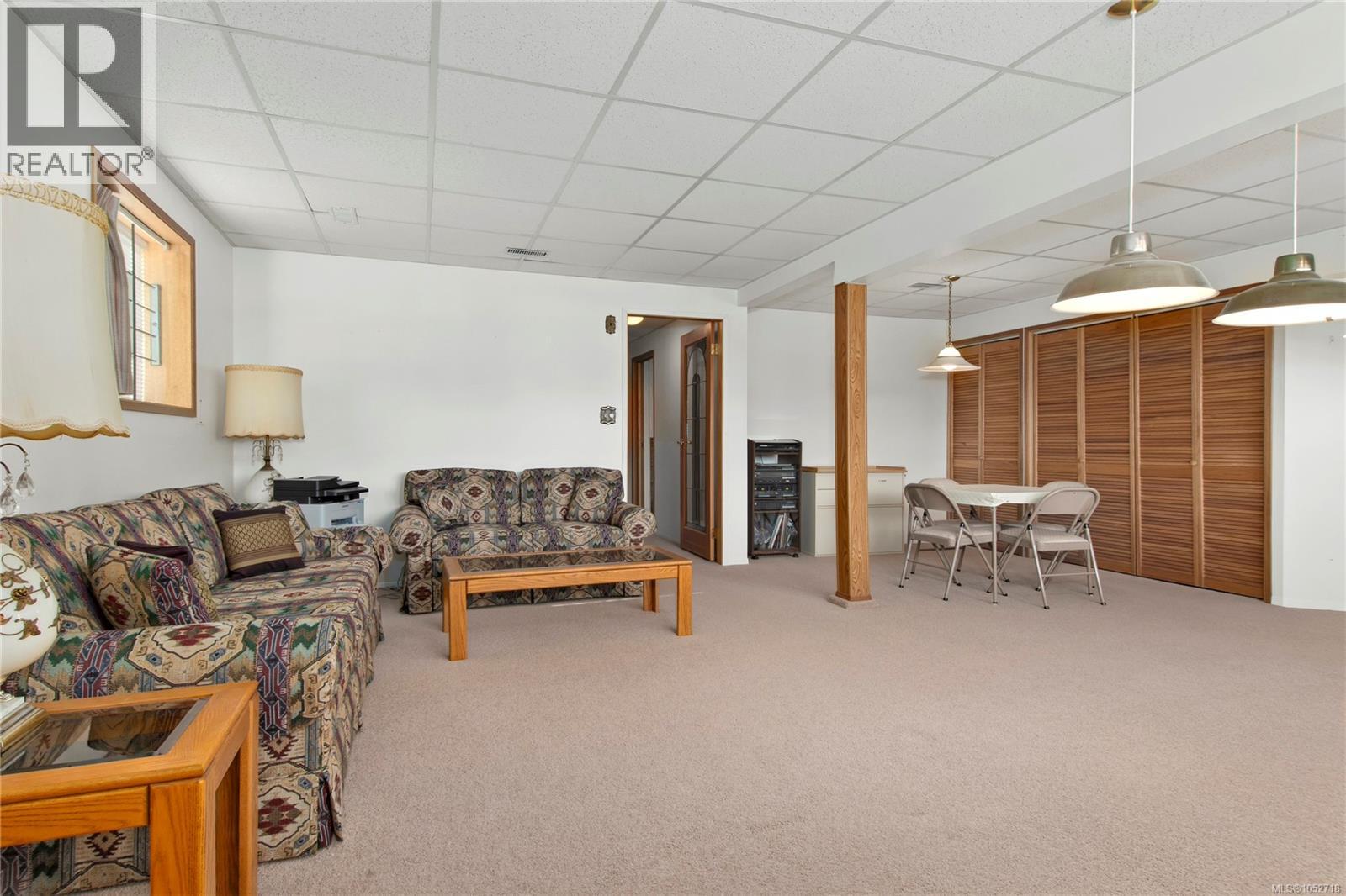 353 Aitken St Property Photo 38