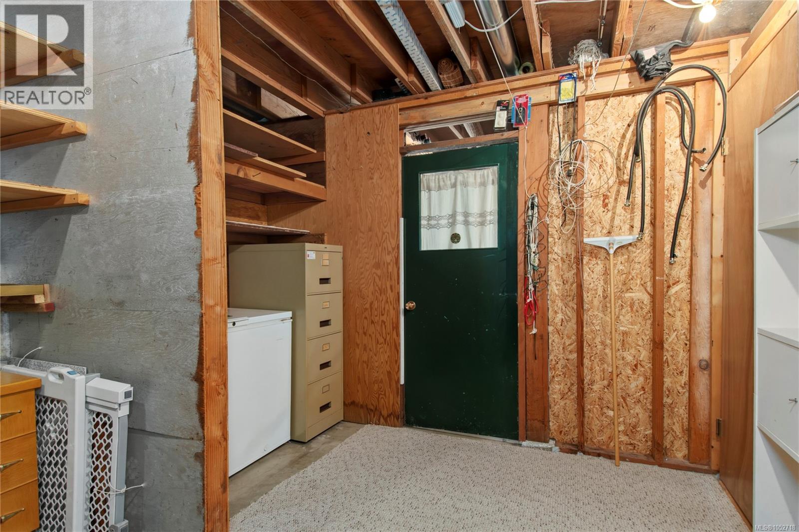 353 Aitken St Property Photo 42