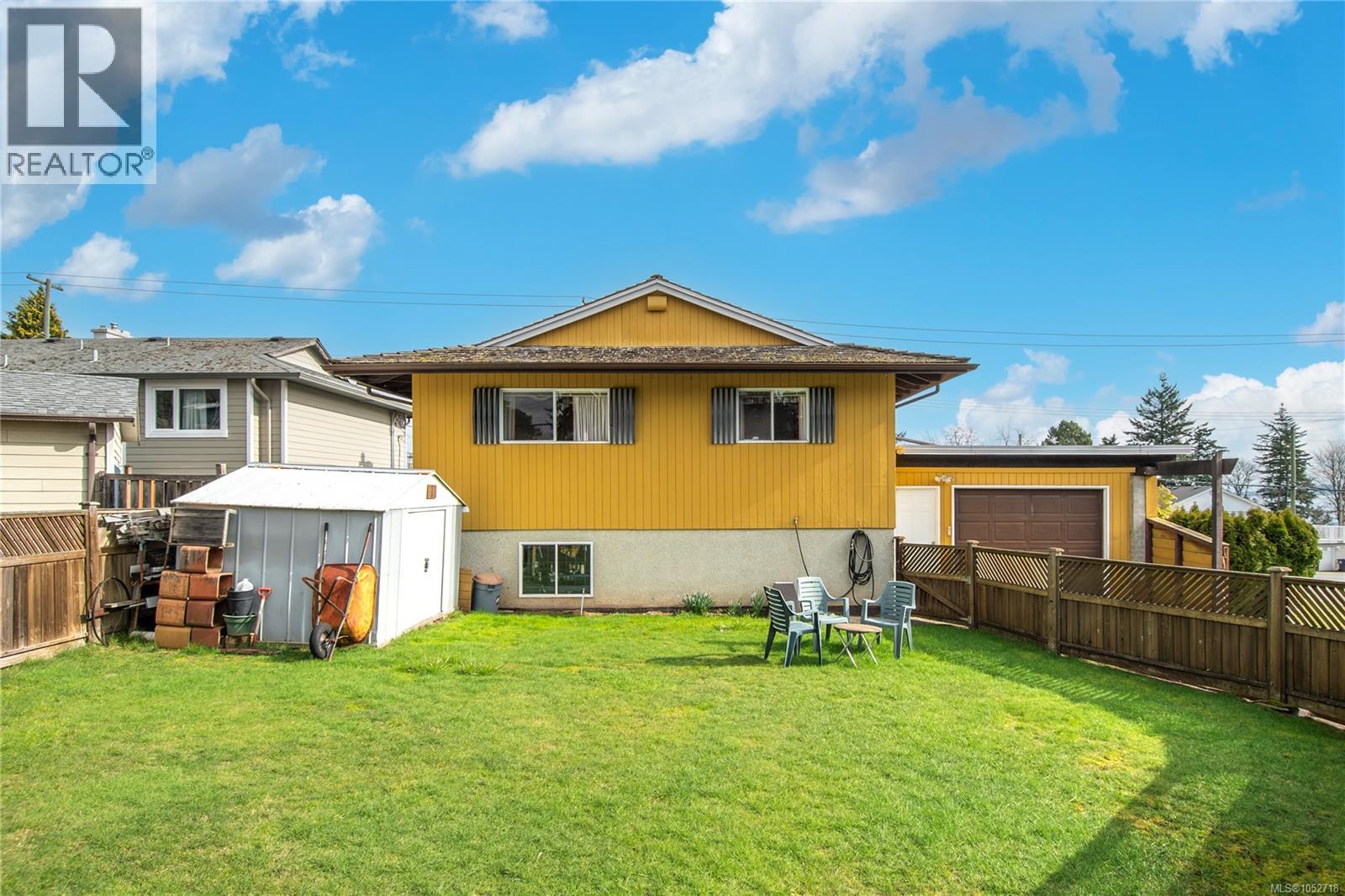 353 Aitken St Property Photo 48