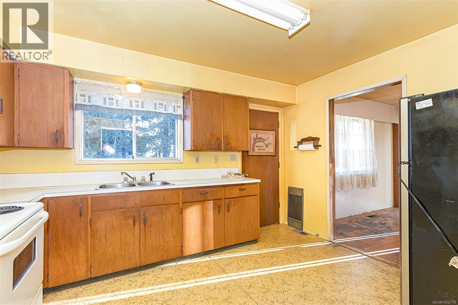 772 Revilo Pl Property Photo 11