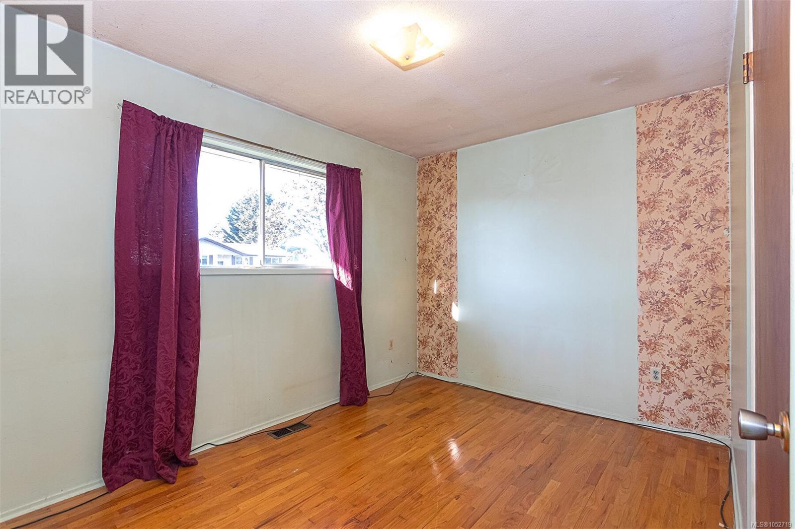772 Revilo Pl Property Photo 16