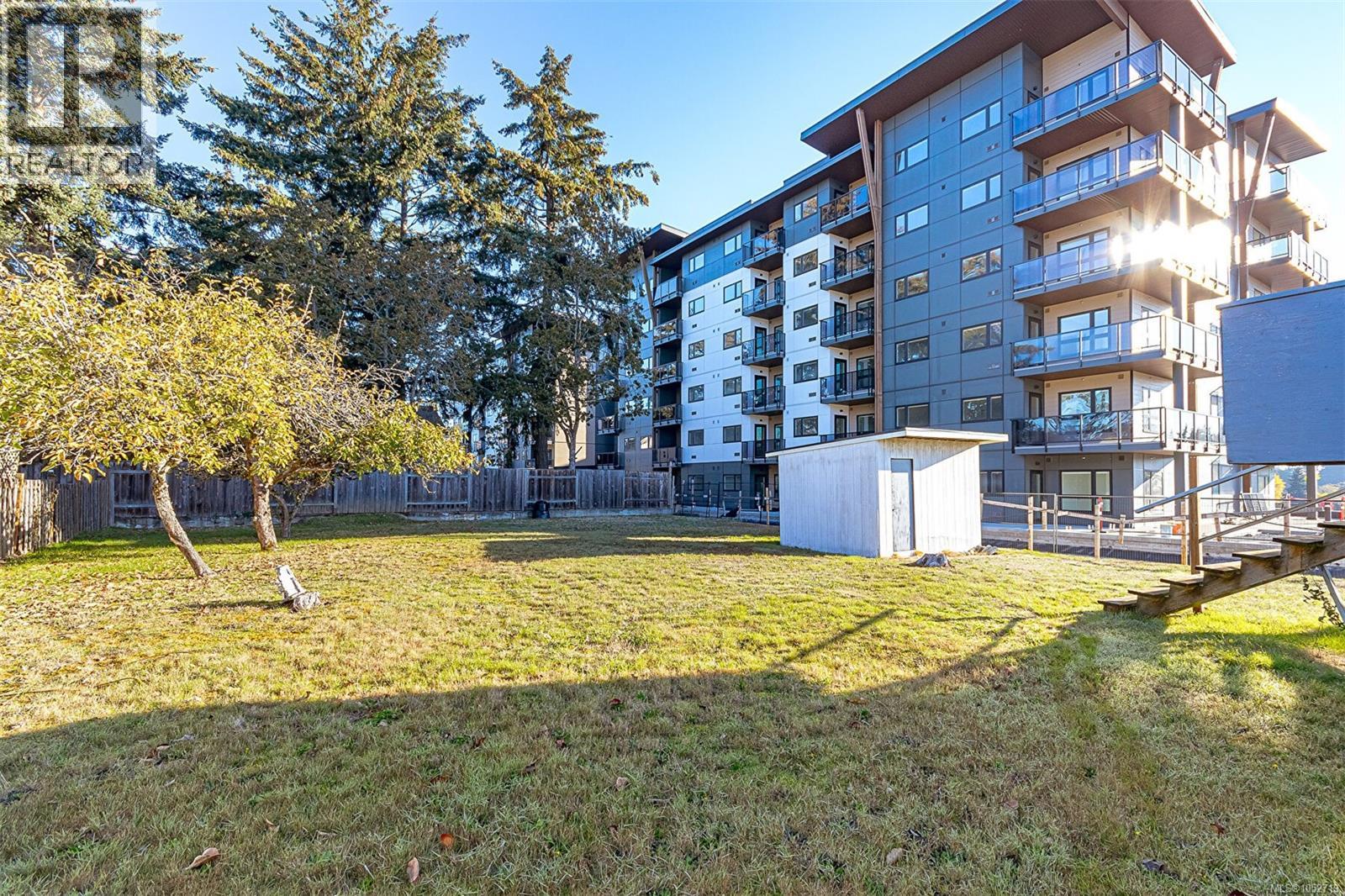 772 Revilo Pl Property Photo 32