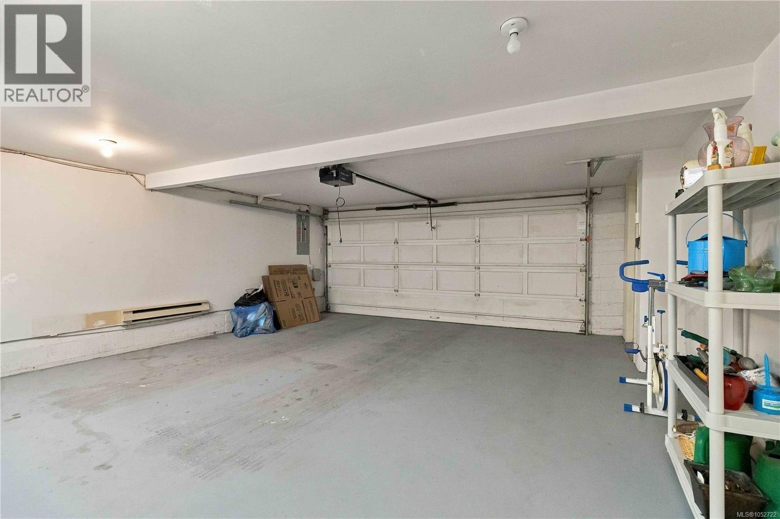 7 1027 Belmont Ave Property Photo 38