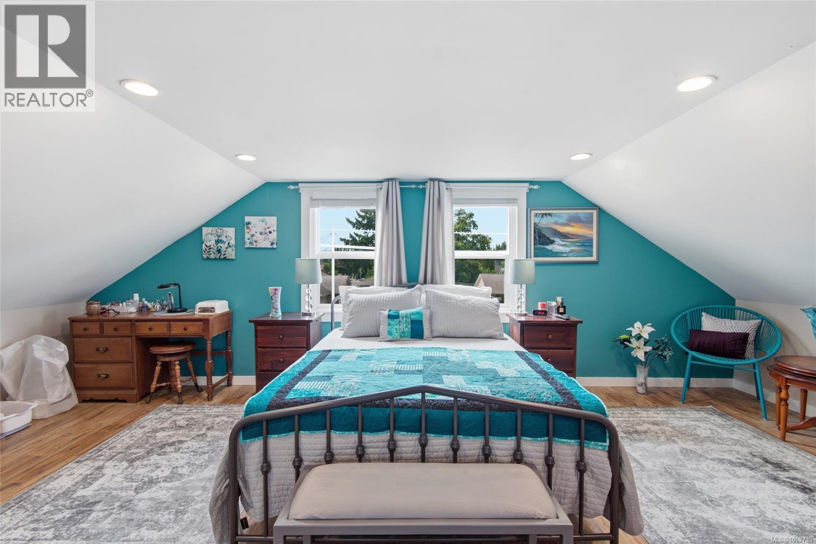 4853 Gertrude St Property Photo 11