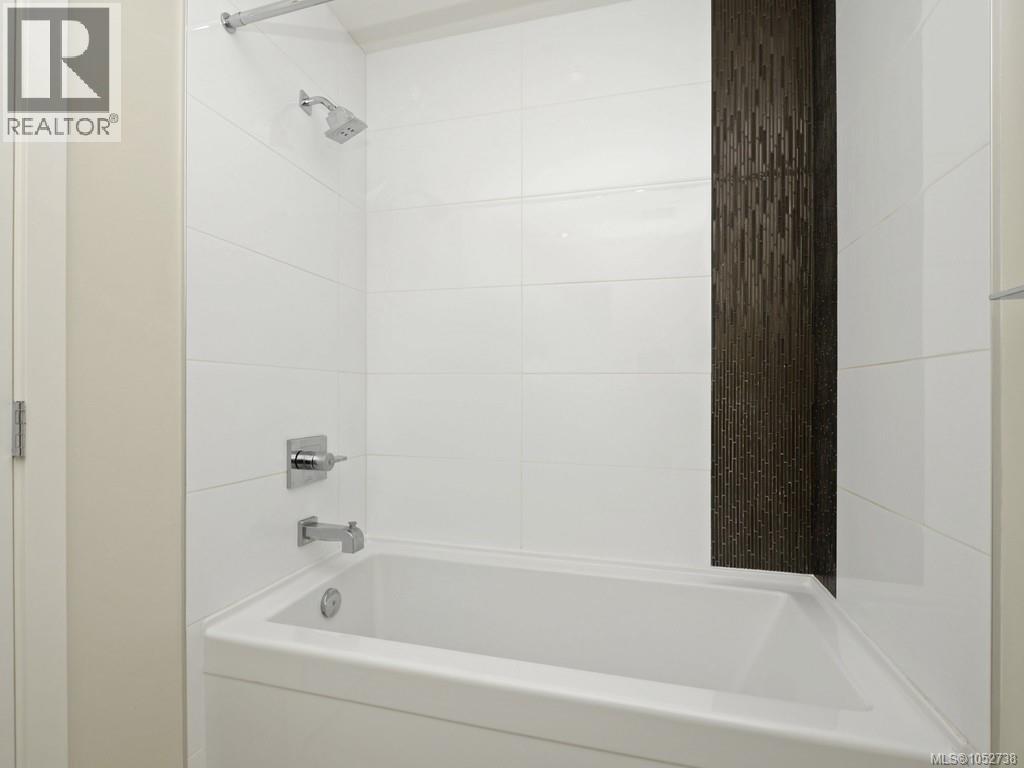 1010 728 Yates St Property Photo 44