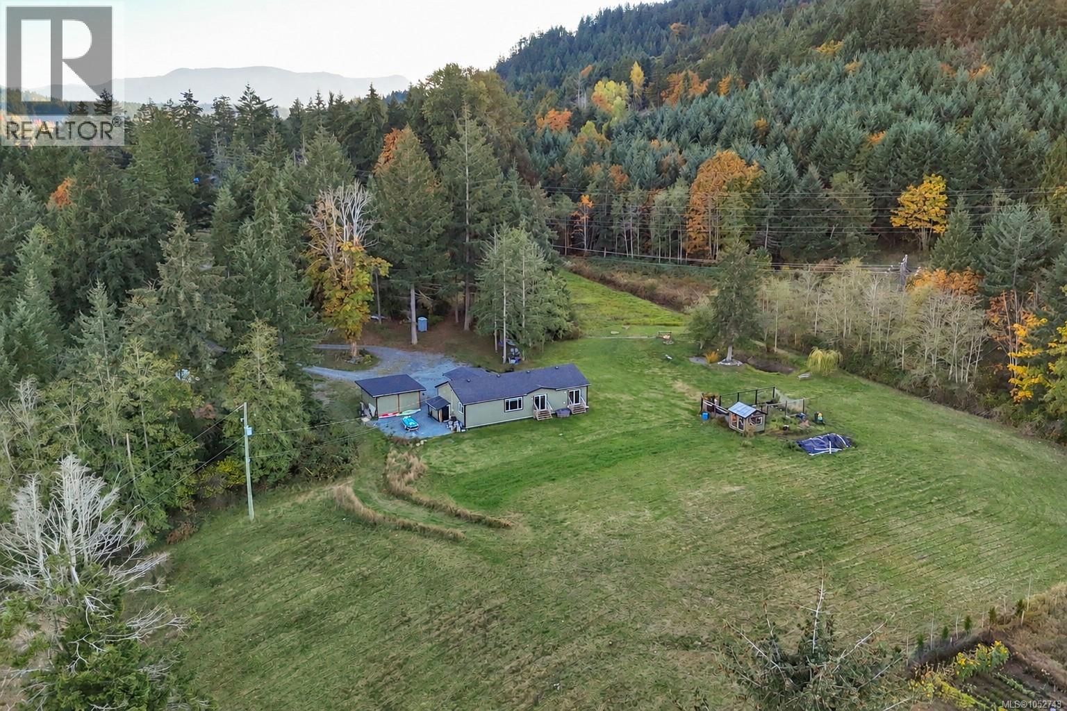 8258 Trans Canada Hwy Property Photo 3