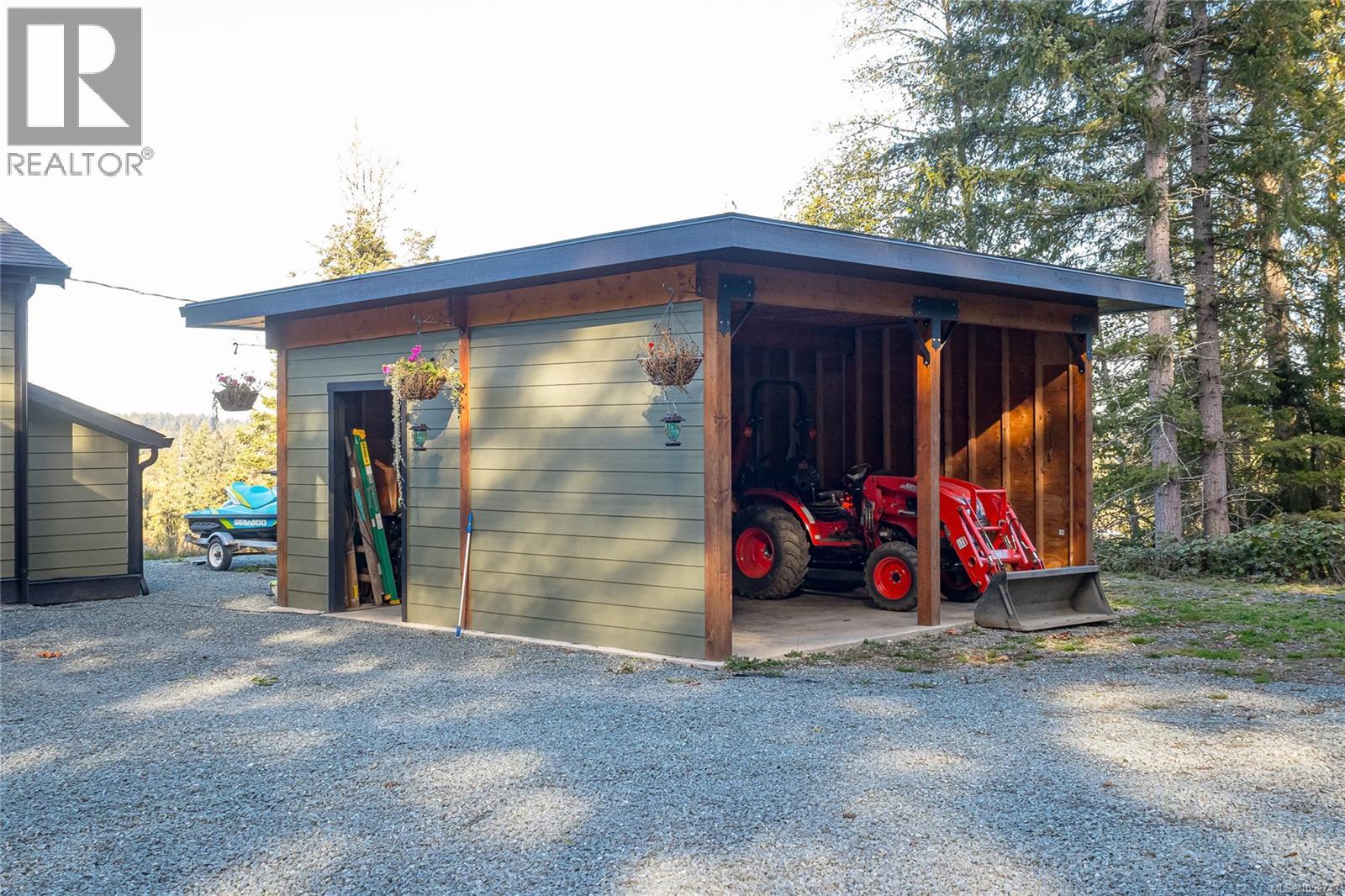 8258 Trans Canada Hwy Property Photo 24