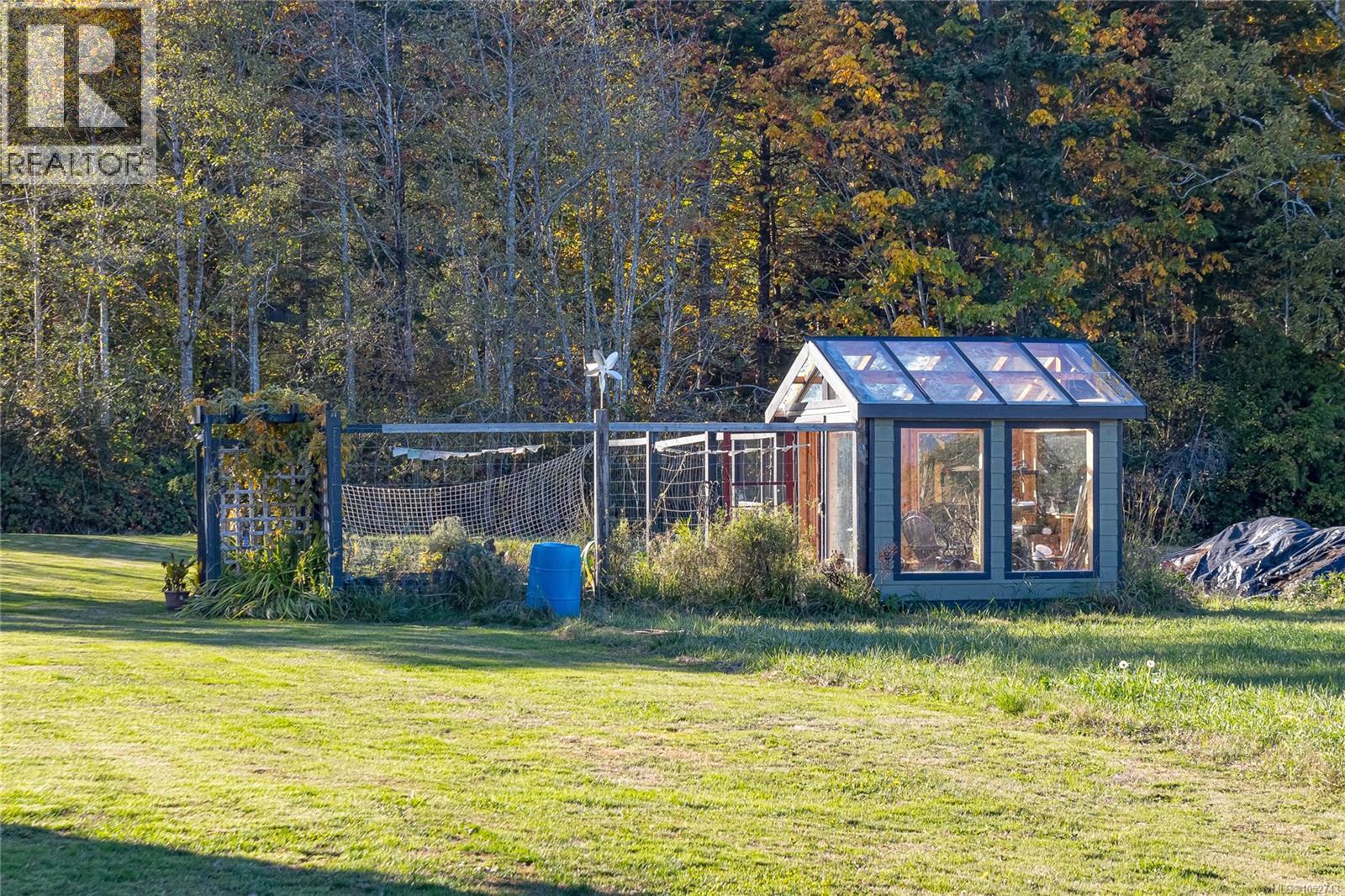 8258 Trans Canada Hwy Property Photo 26