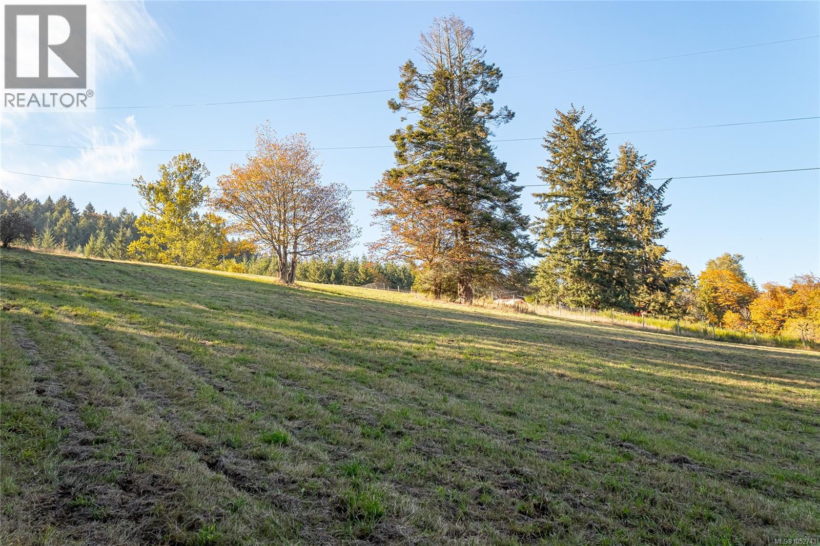8258 Trans Canada Hwy Property Photo 60