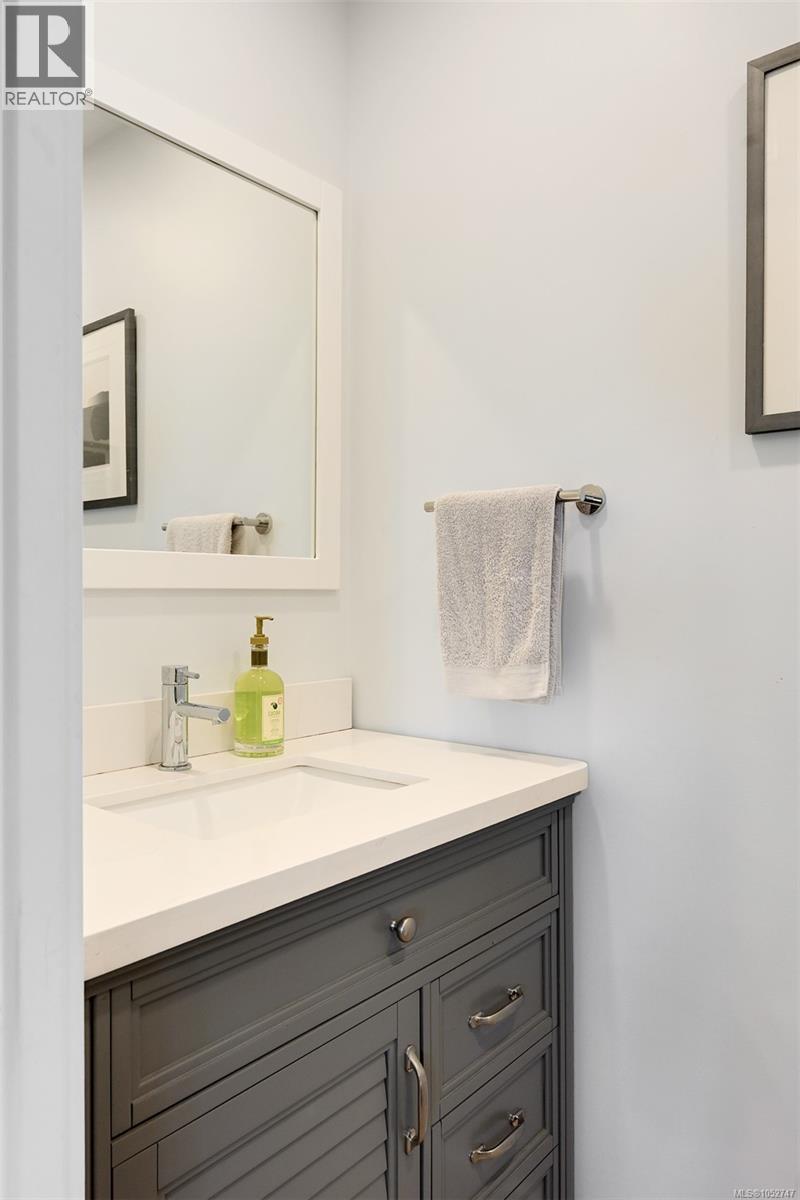 8566 Moxon Terr Property Photo 24