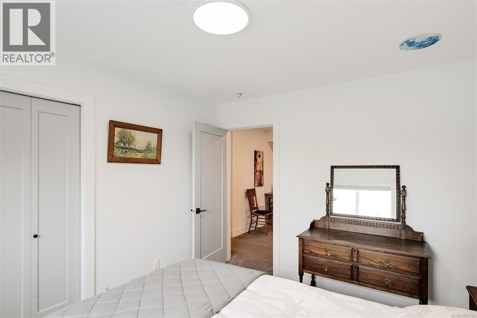 8566 Moxon Terr Property Photo 43