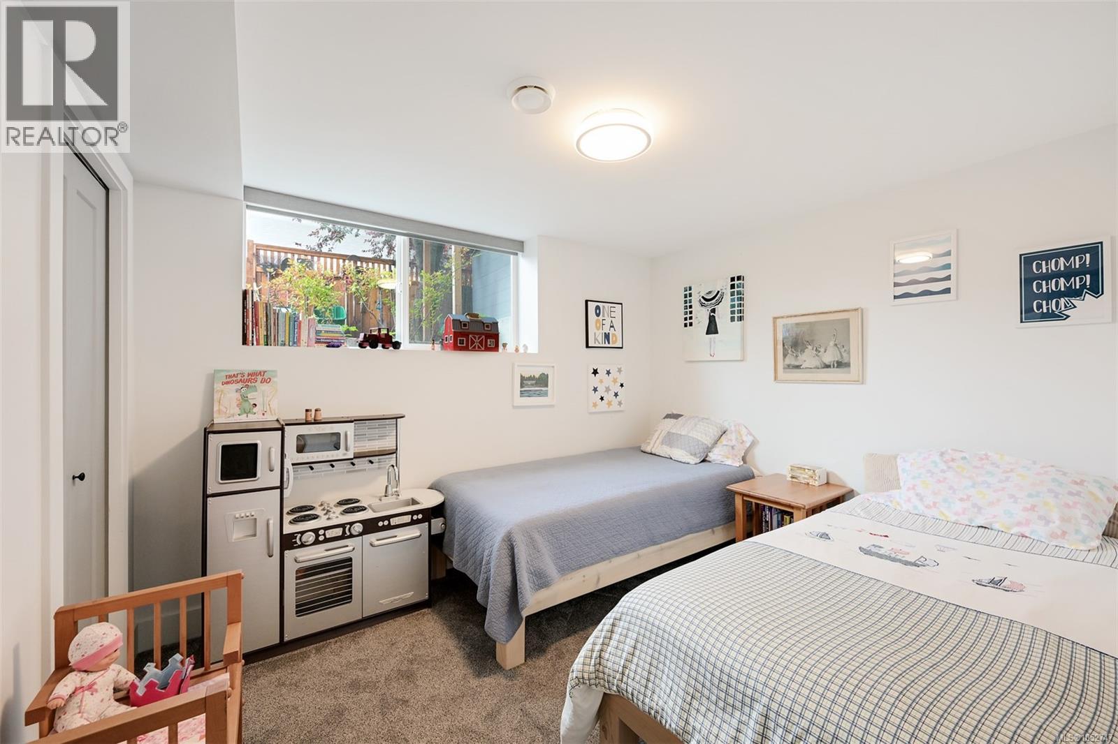 8566 Moxon Terr Property Photo 44