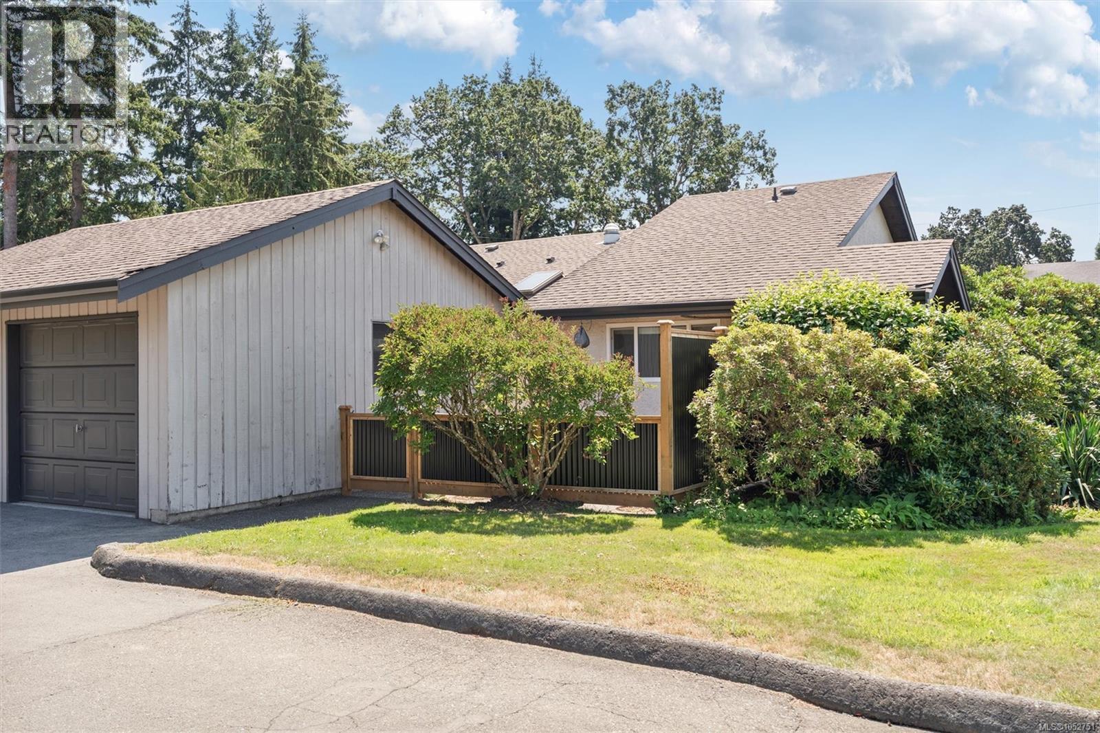 4 1184 Clarke Rd