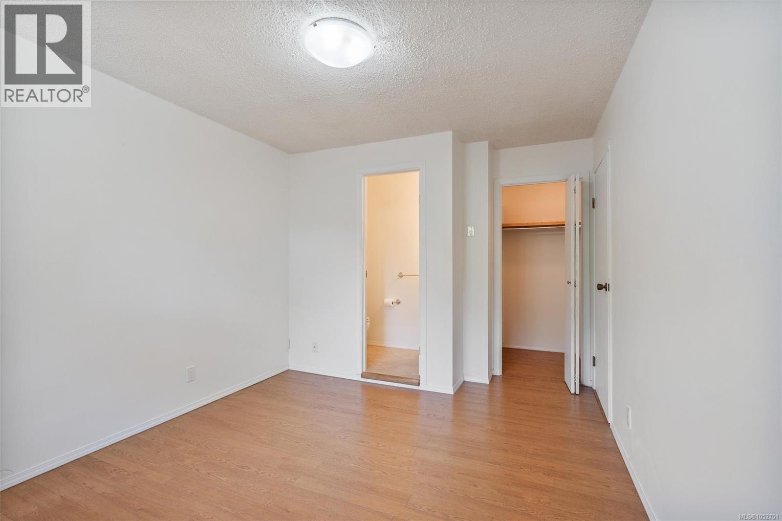 4 1184 Clarke Rd Property Photo 18